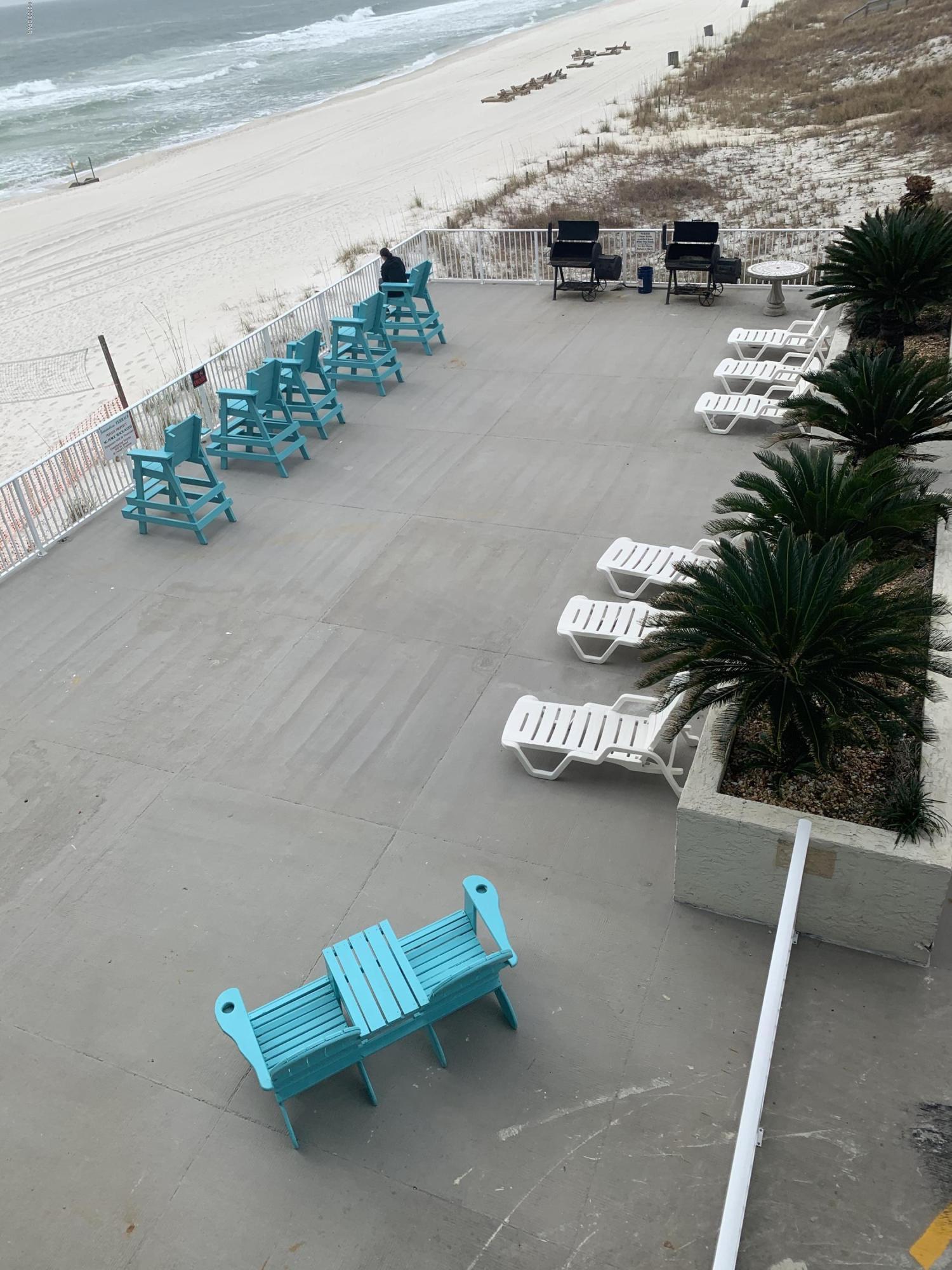 Fontainebleau Terrace - Residential