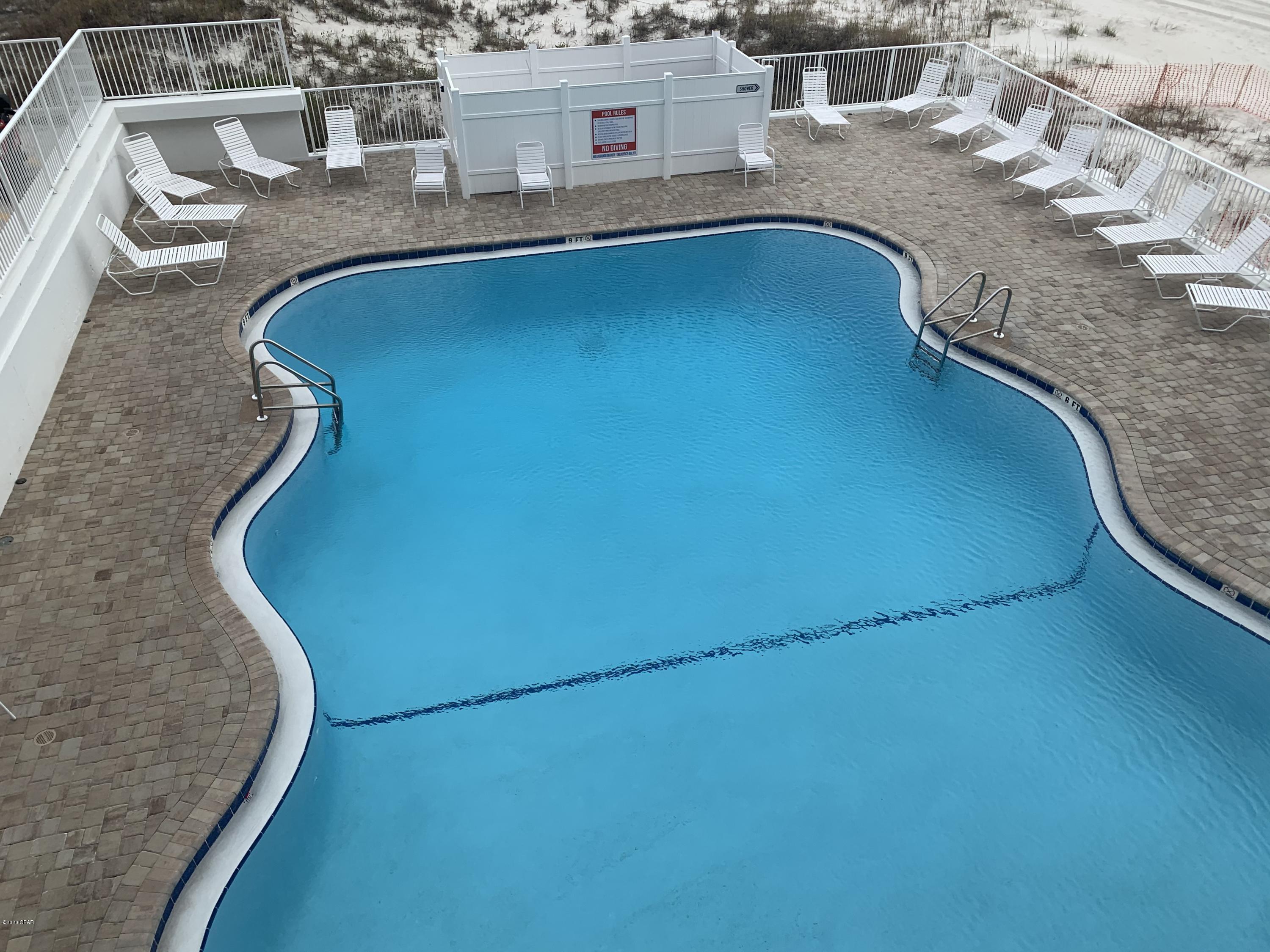 Fontainebleau Terrace - Residential