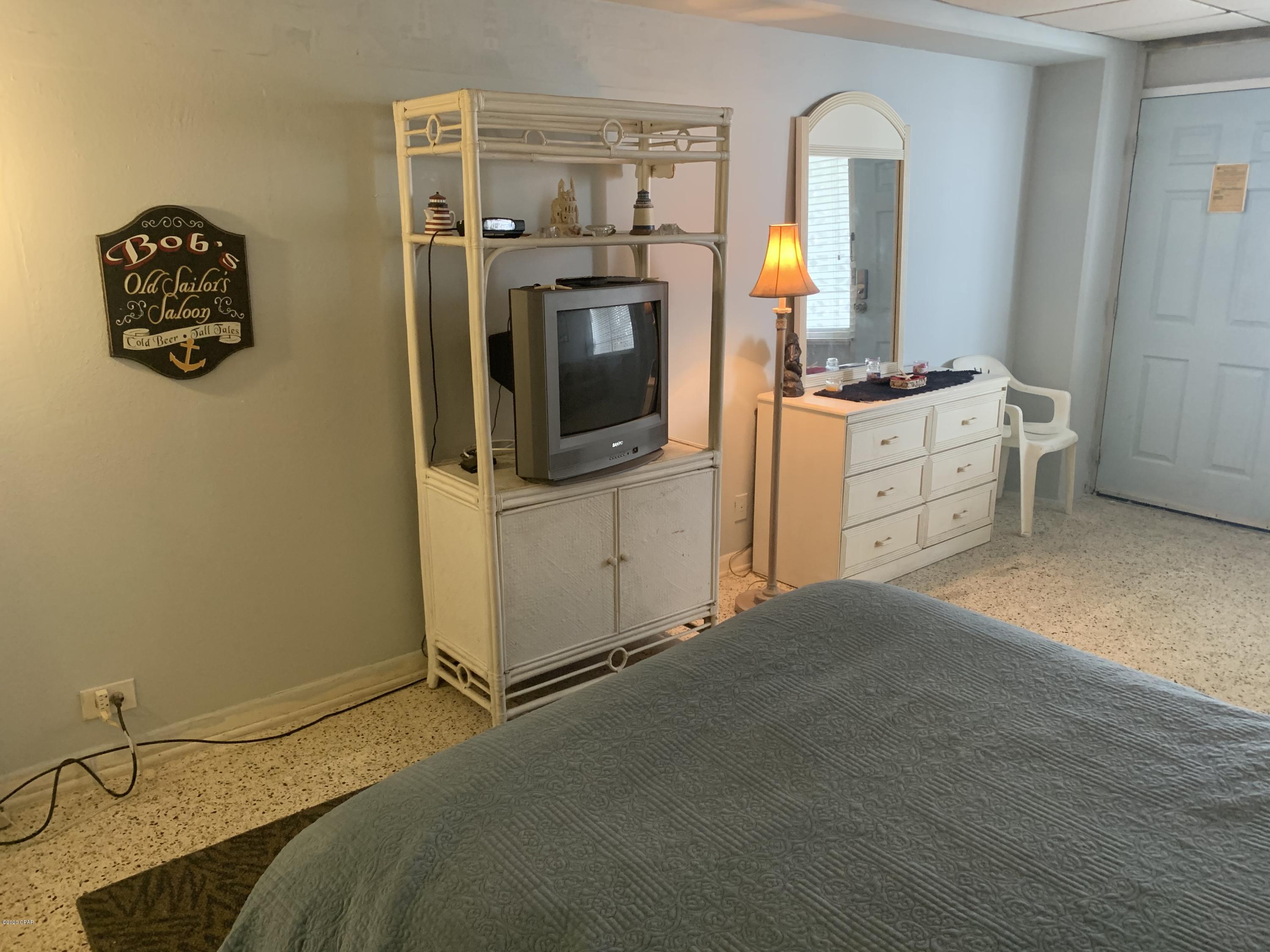 Fontainebleau Terrace - Residential