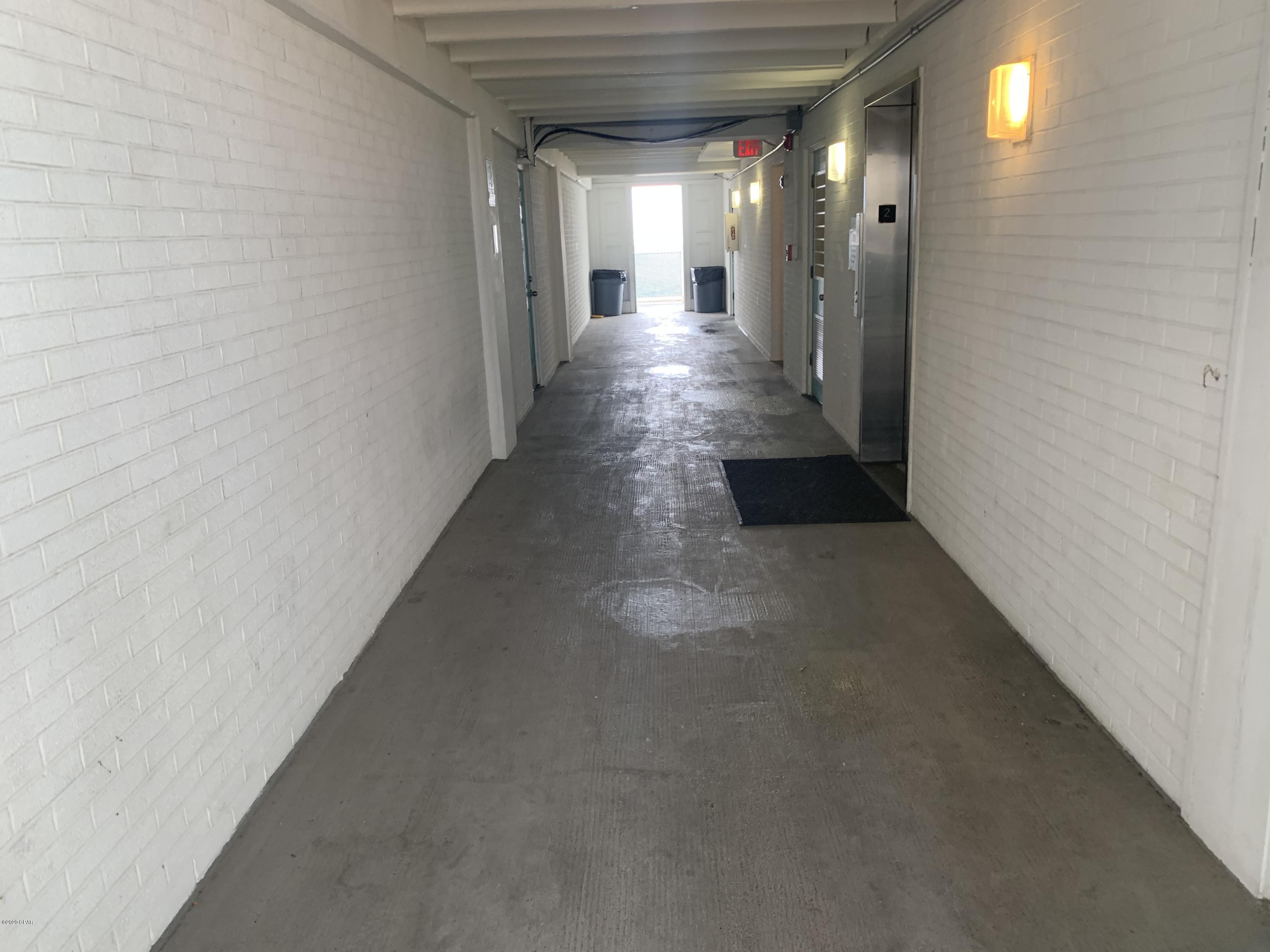 Fontainebleau Terrace - Residential