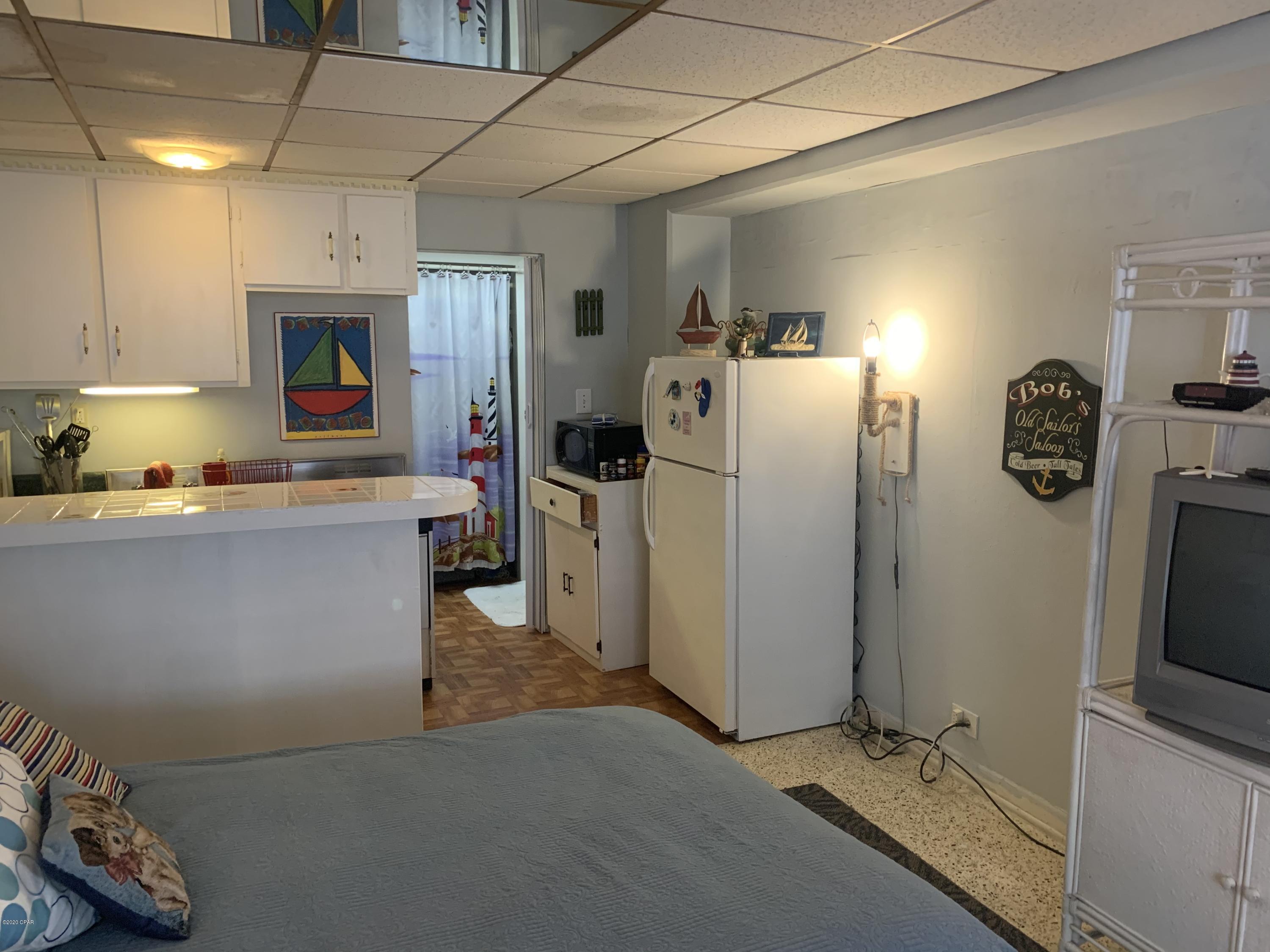 Fontainebleau Terrace - Residential