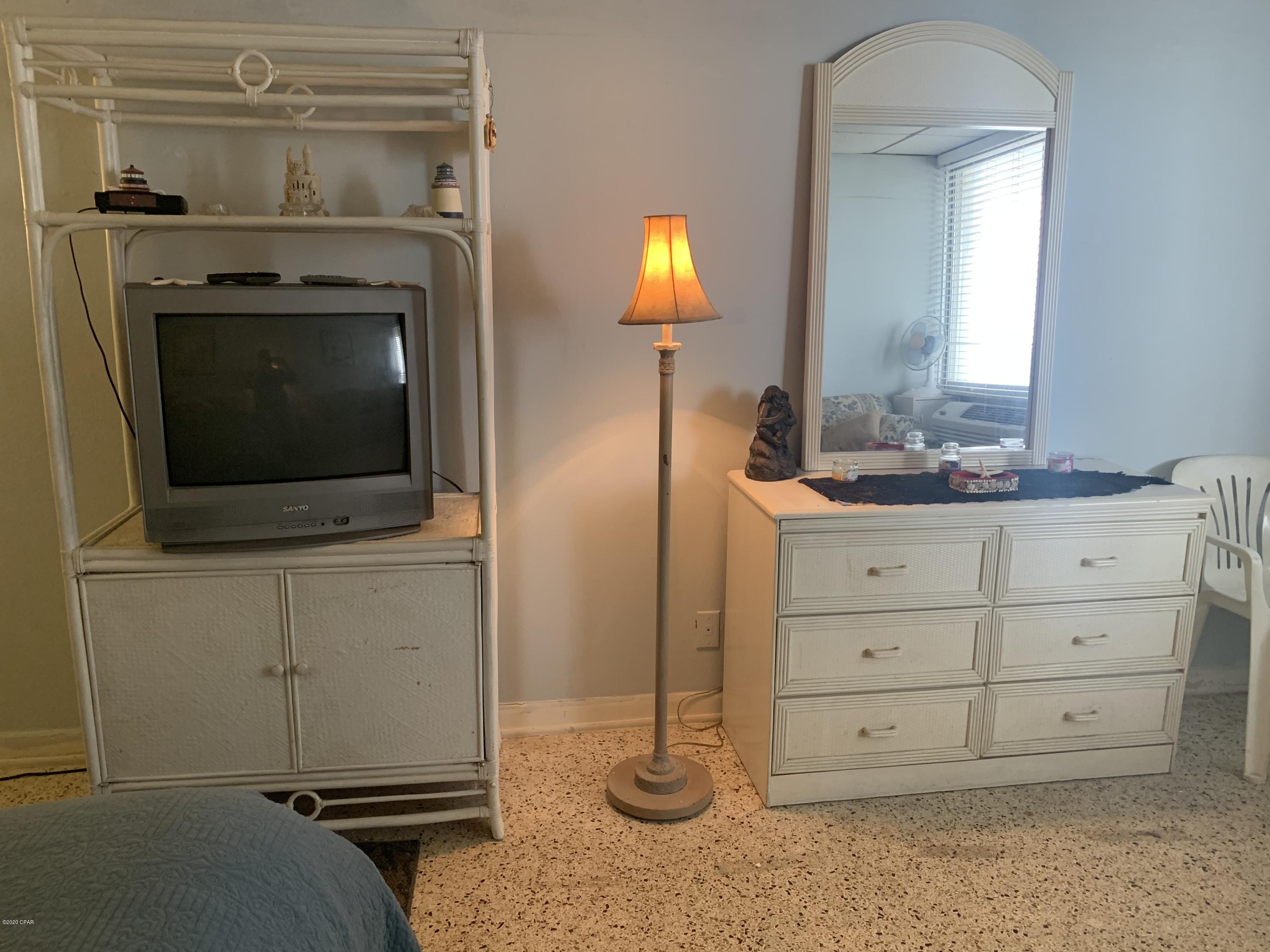 Fontainebleau Terrace - Residential