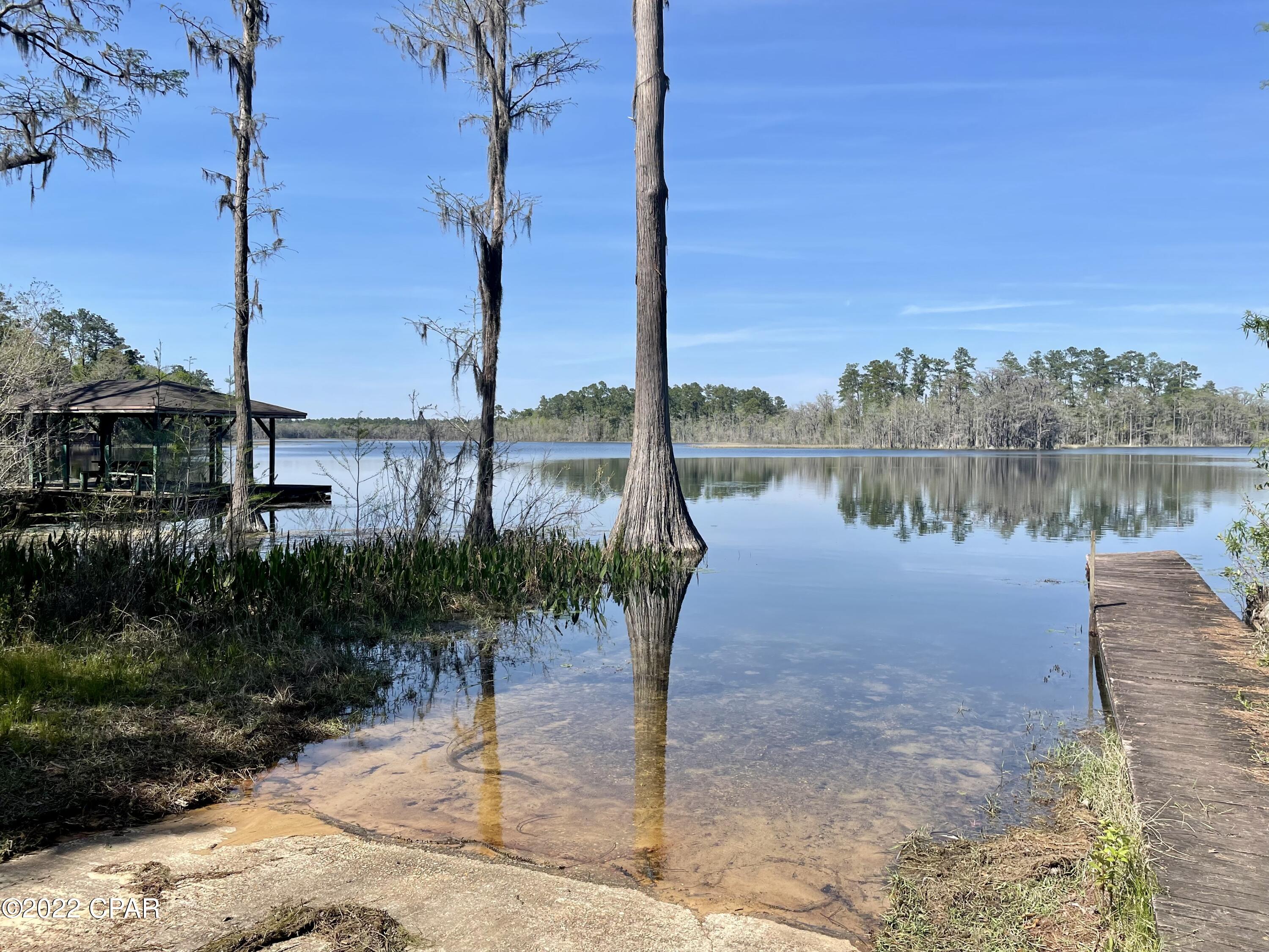 Paradise Lakes - Land