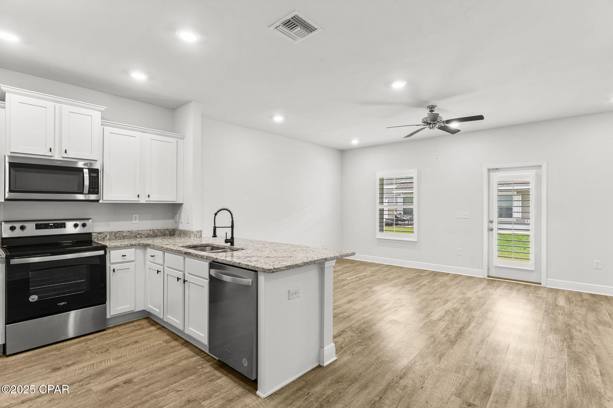 Landins Landing - Residential Lease