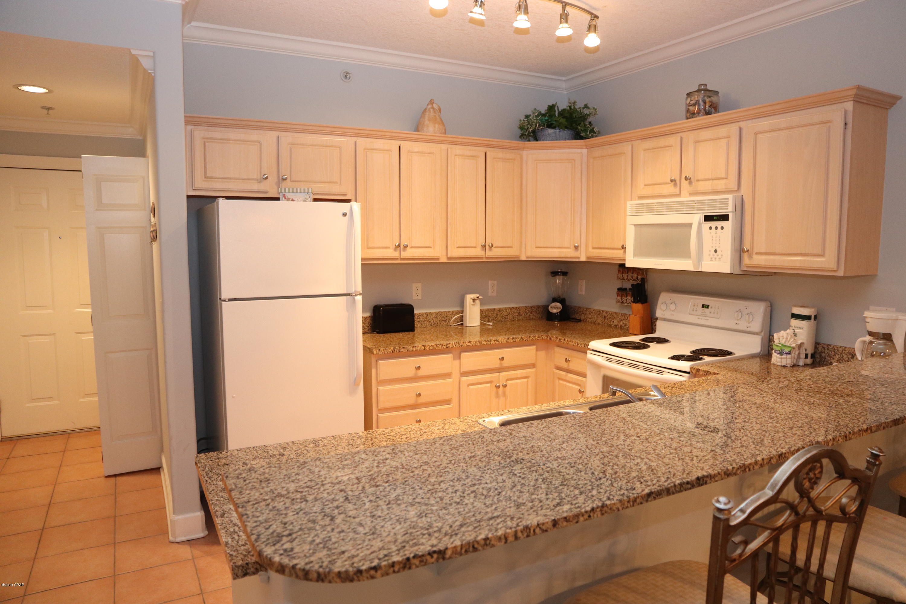 Twin Palms Resort - Residential