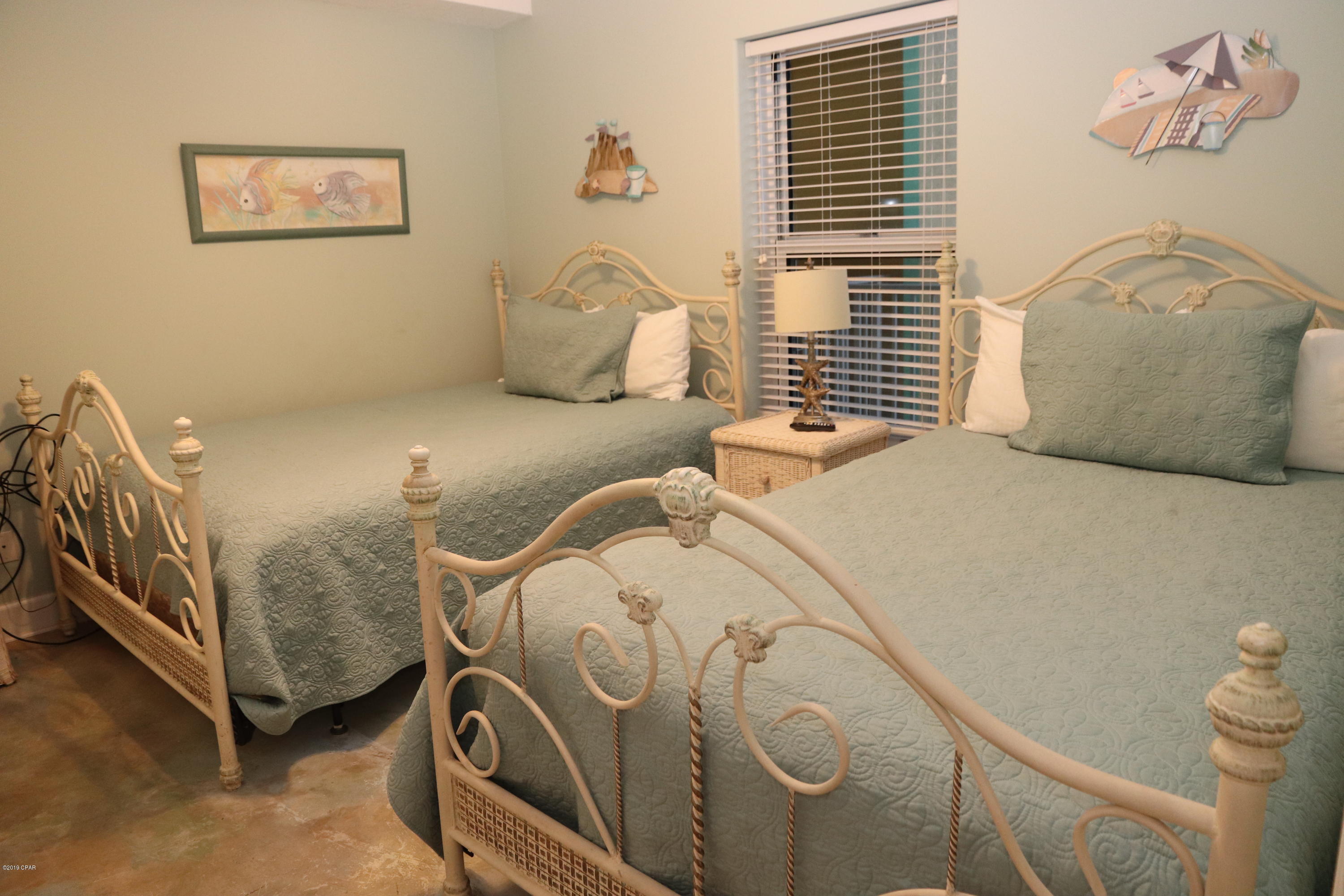 Twin Palms Resort - Residential