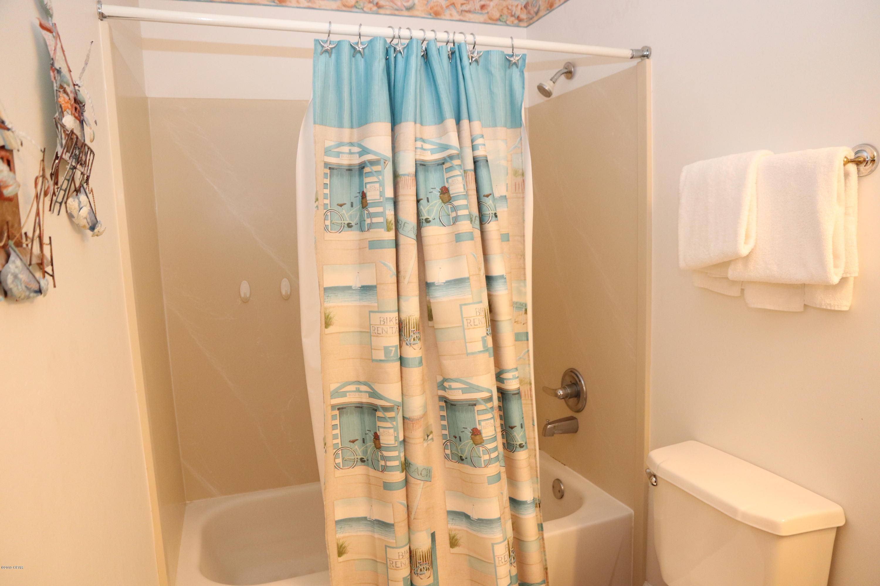 Twin Palms Resort - Residential