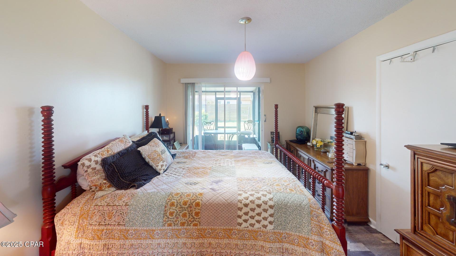 Shoreline Properties#1 - Residential