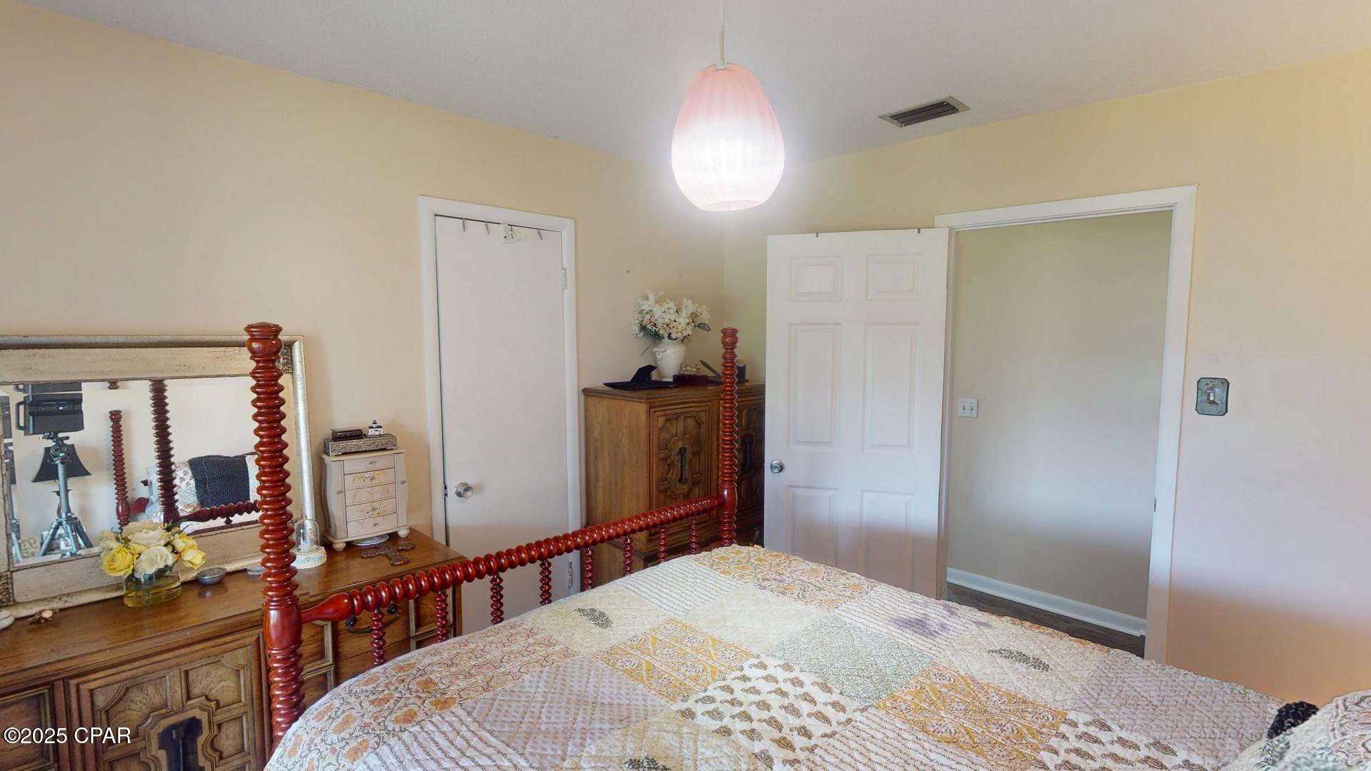 Shoreline Properties#1 - Residential