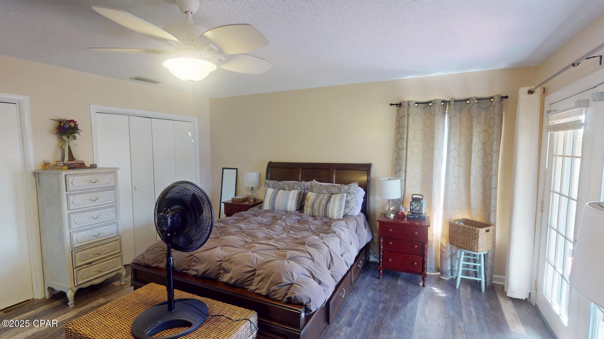 Shoreline Properties#1 - Residential