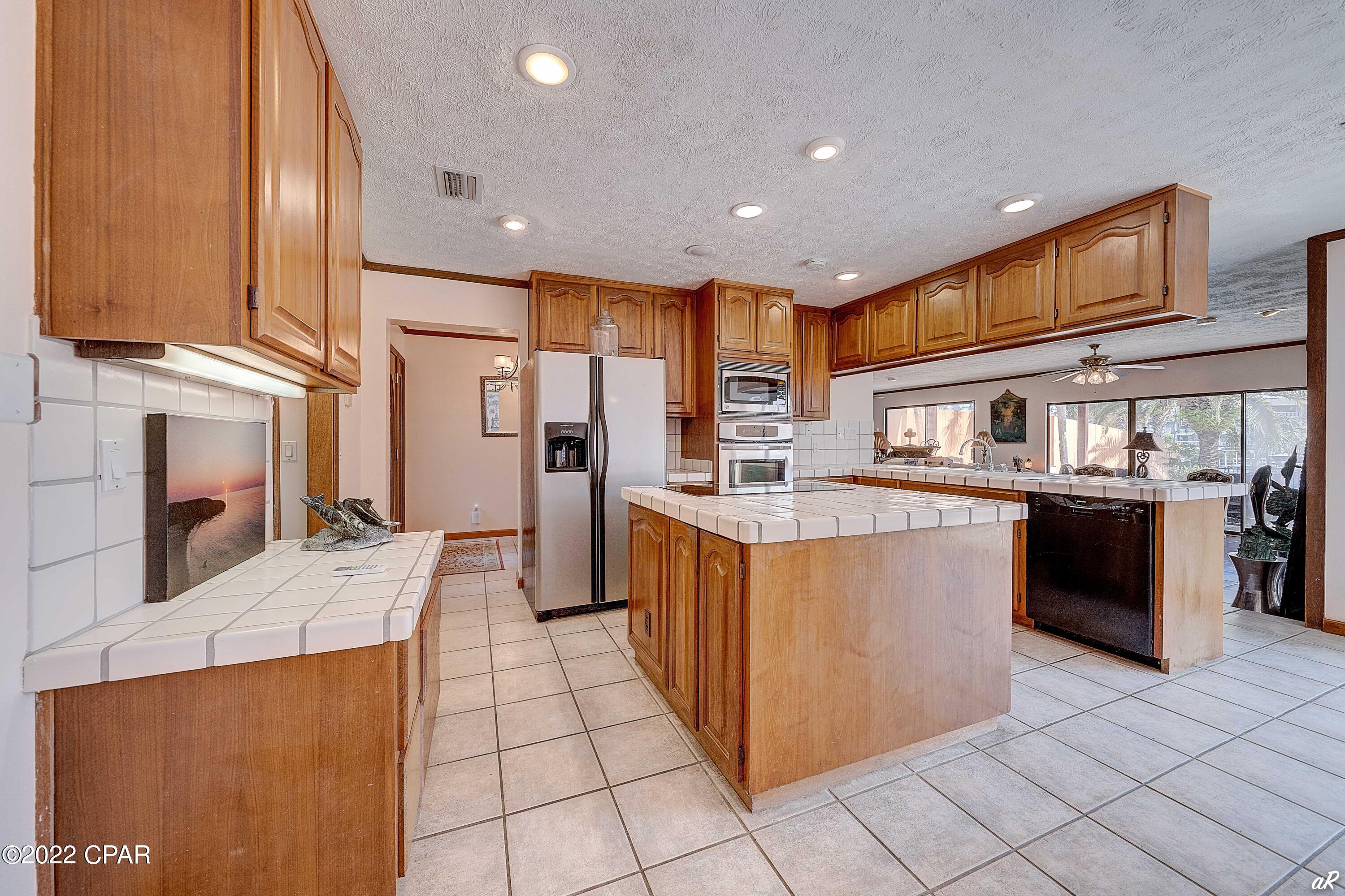 Silver Sands Unit 1 - Residential