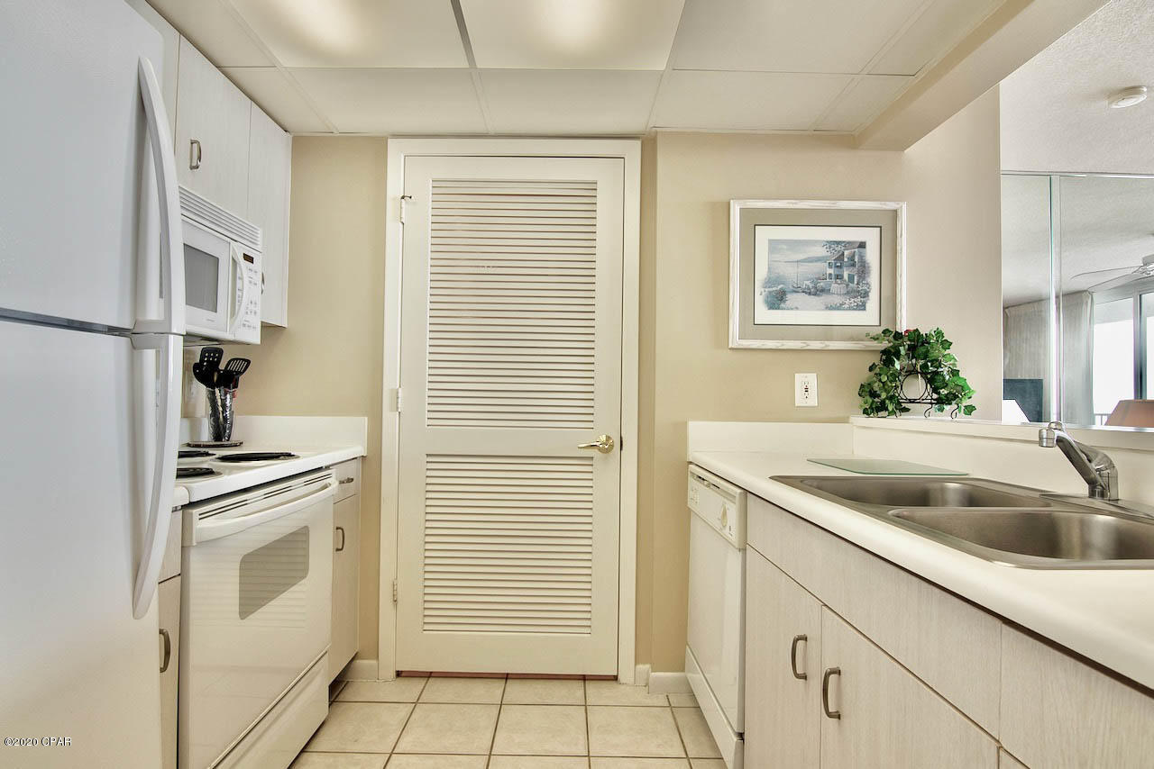 Long Beach Towers IV - Residential