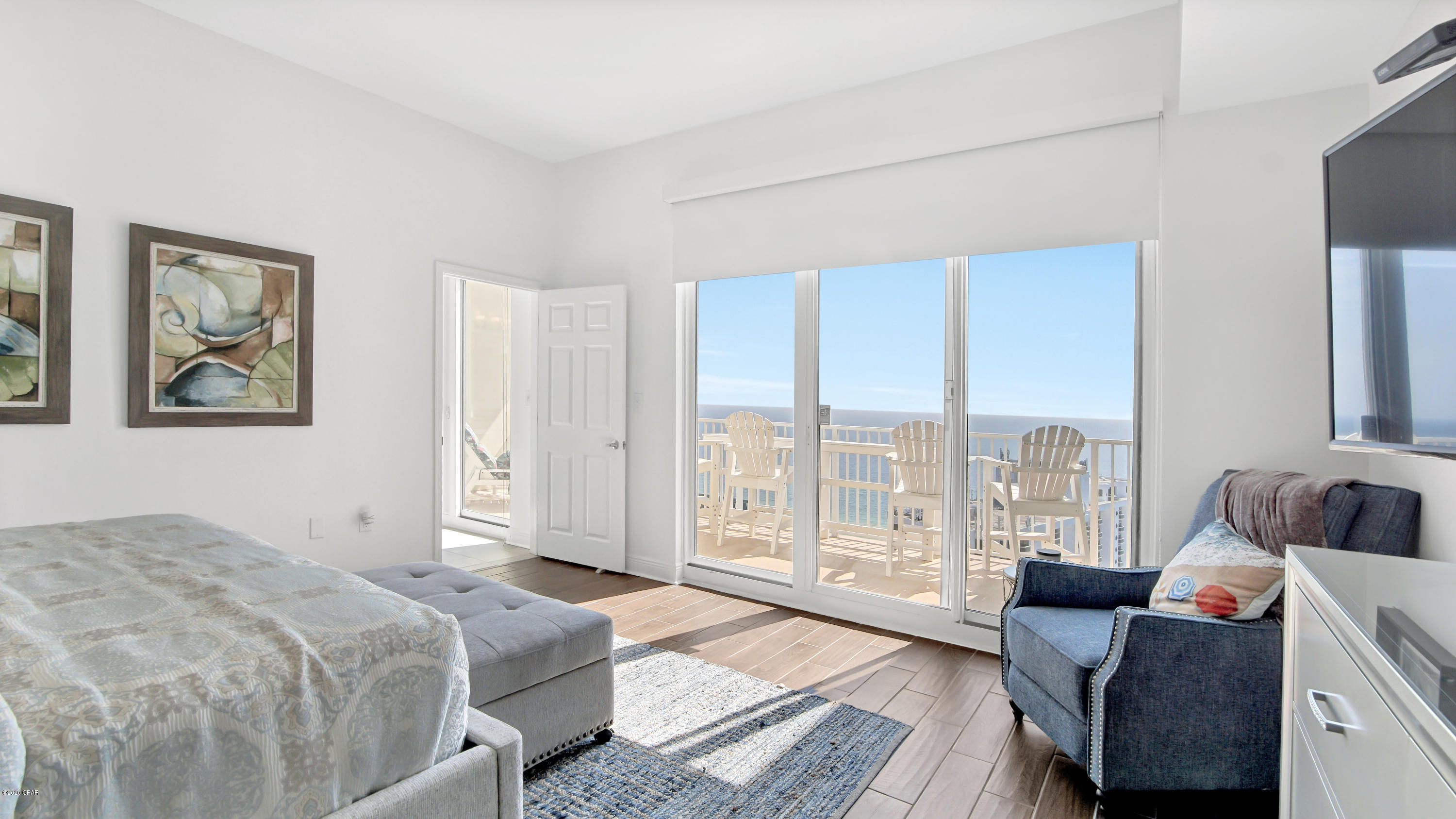 Ariel Dunes I - Residential