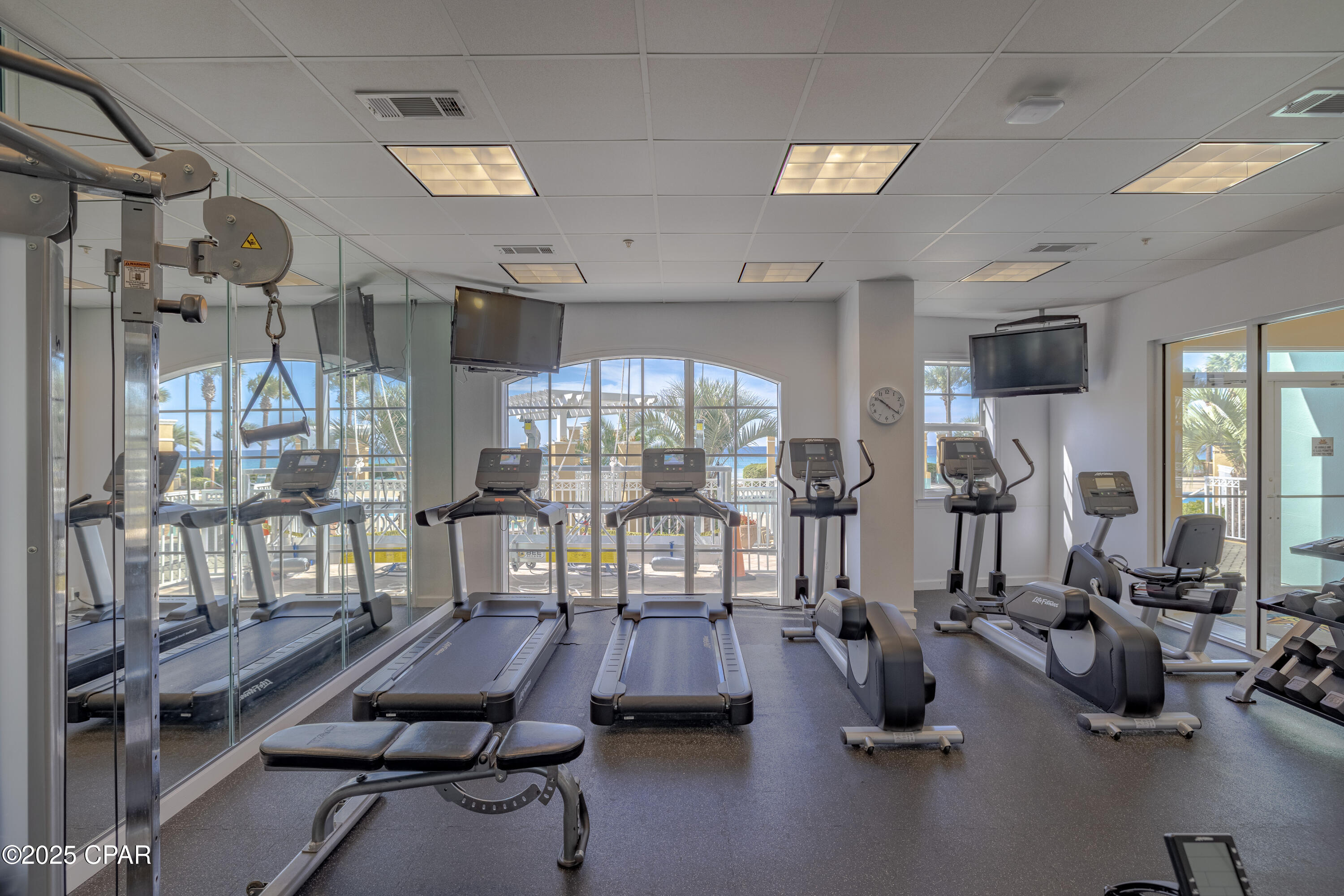 En Soleil Condo - Residential