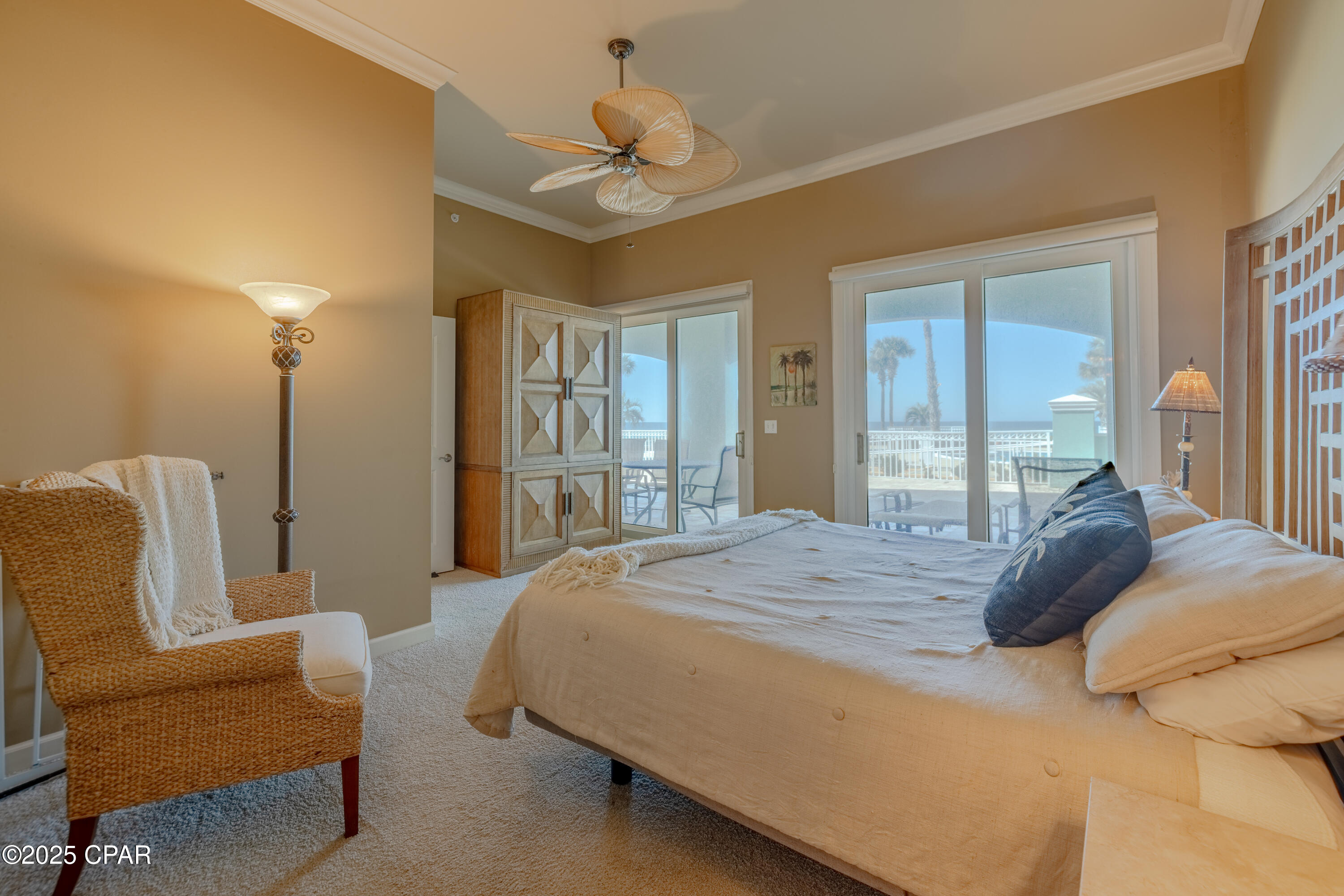 En Soleil Condo - Residential