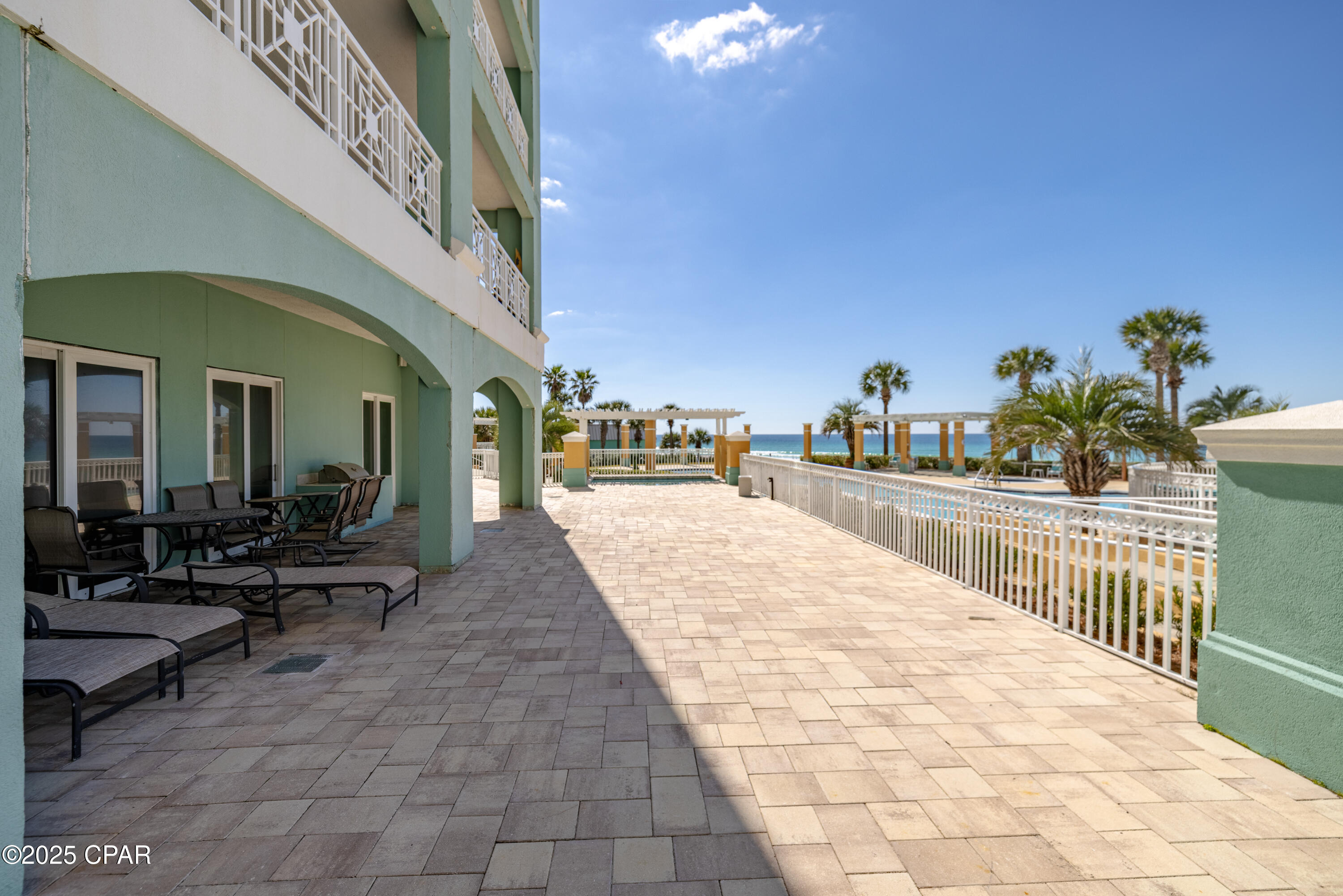 En Soleil Condo - Residential