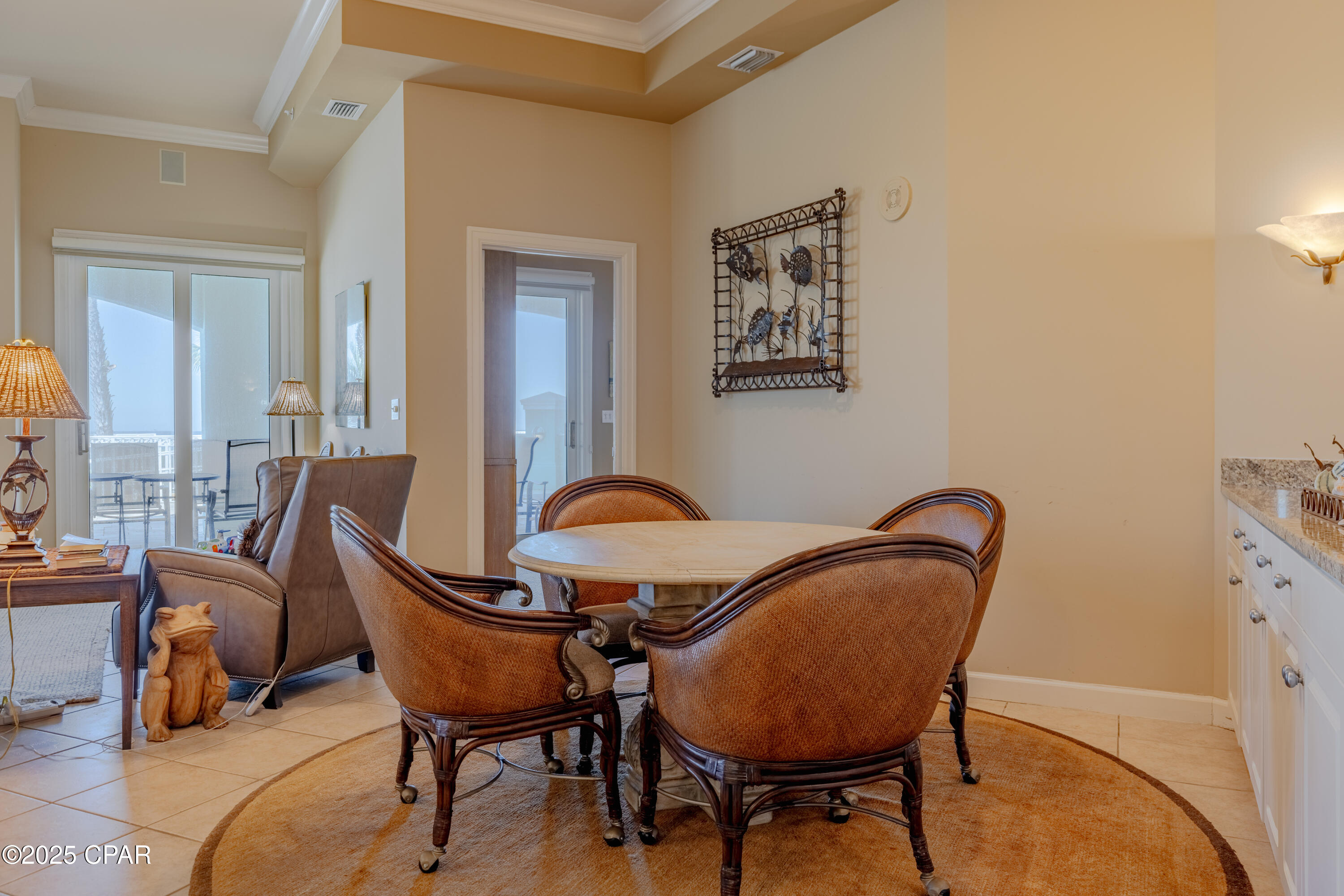 En Soleil Condo - Residential