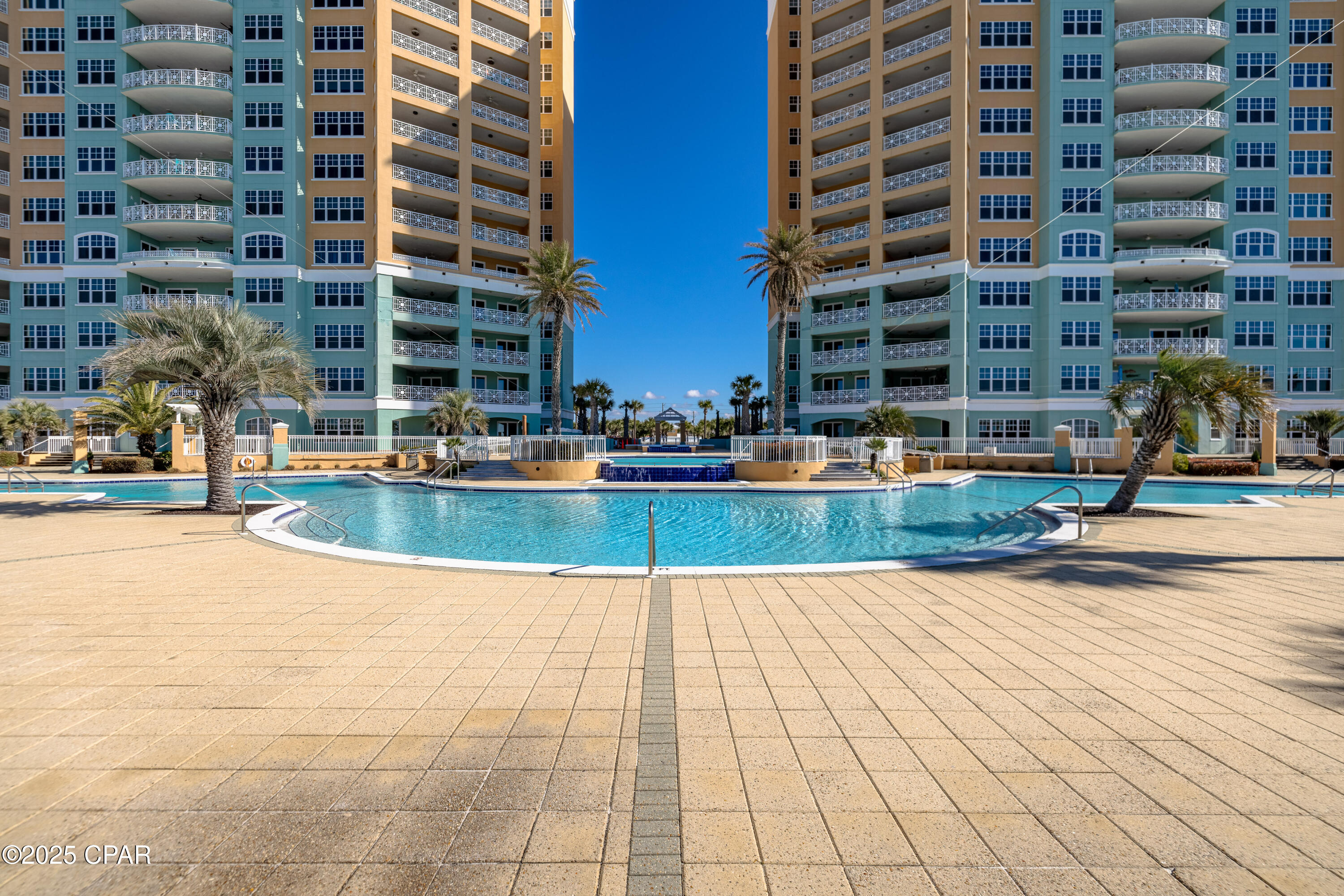 En Soleil Condo - Residential