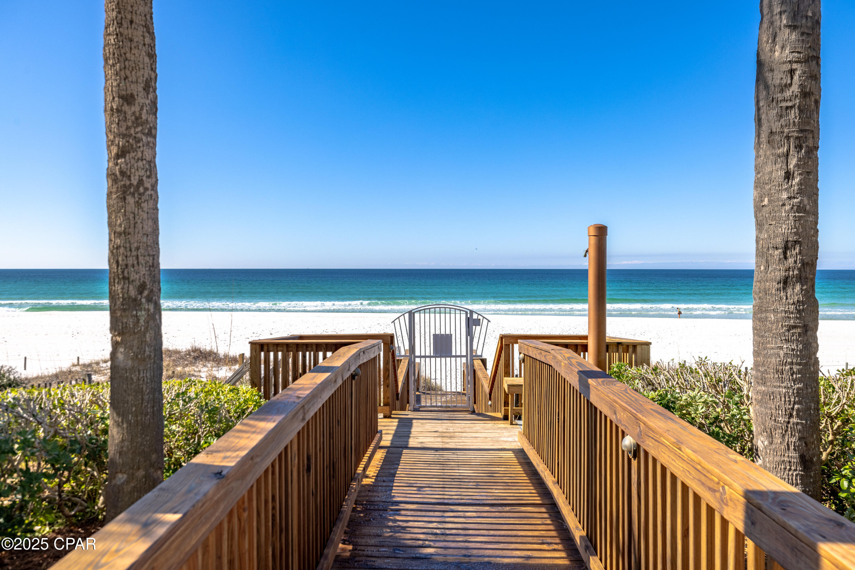 En Soleil Condo - Residential