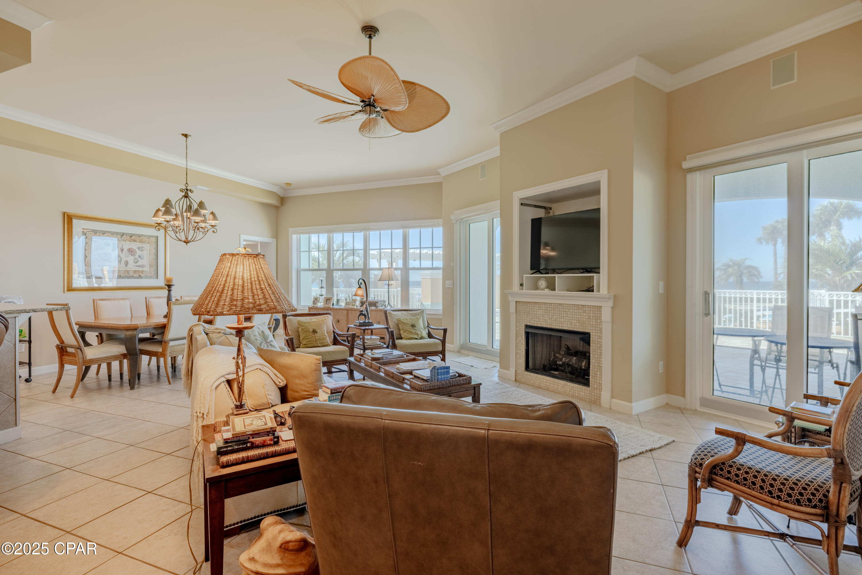 En Soleil Condo - Residential