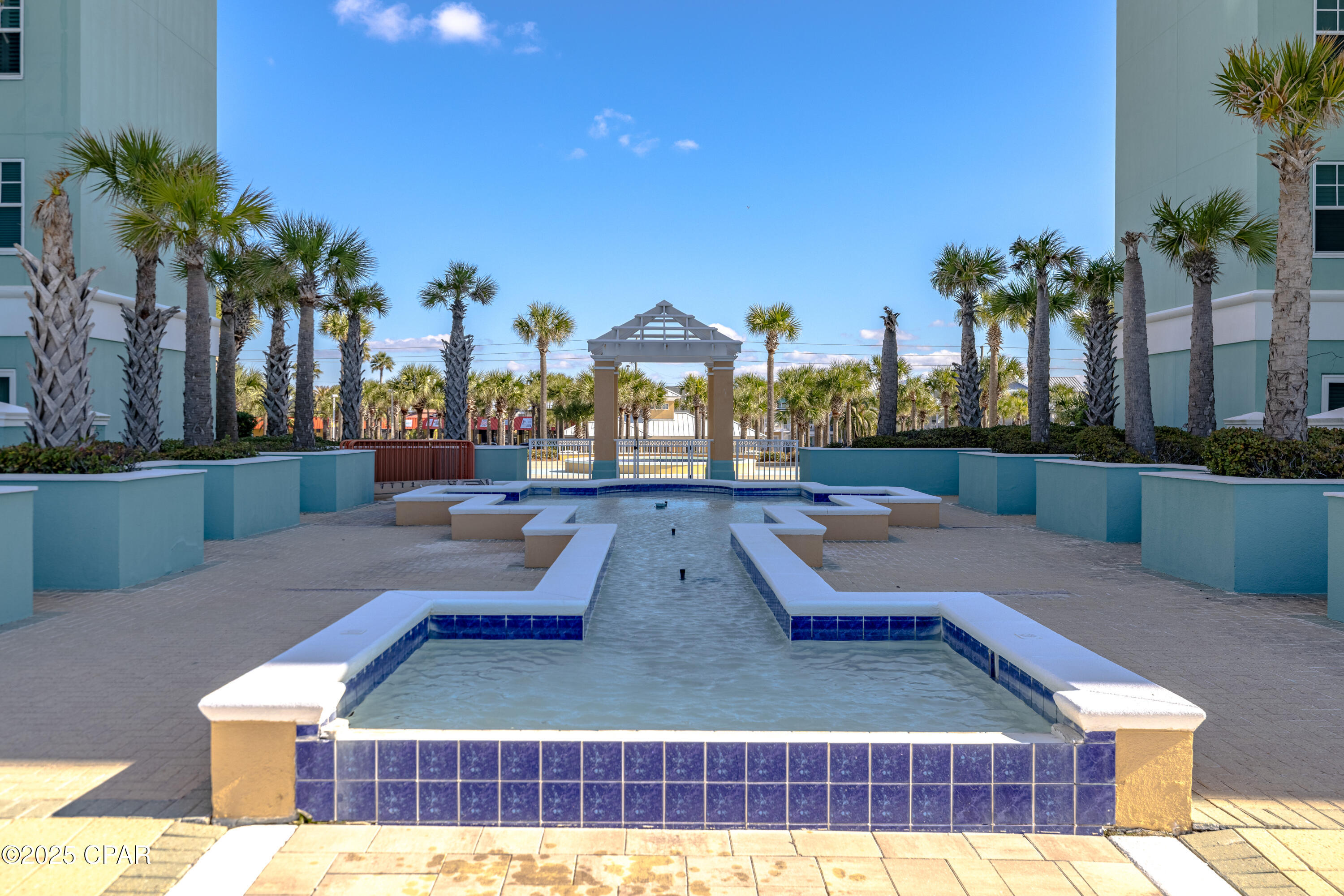 En Soleil Condo - Residential