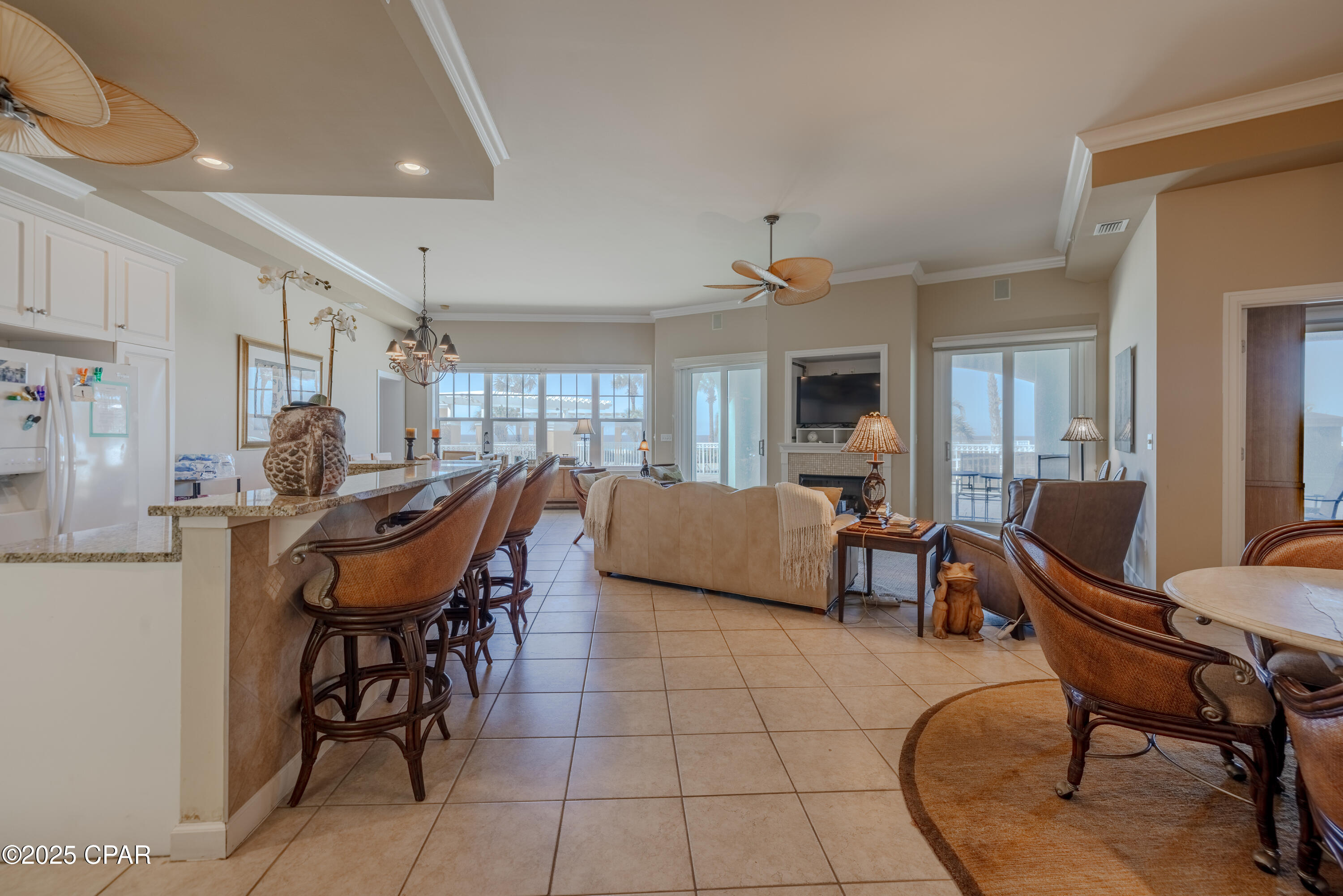 En Soleil Condo - Residential