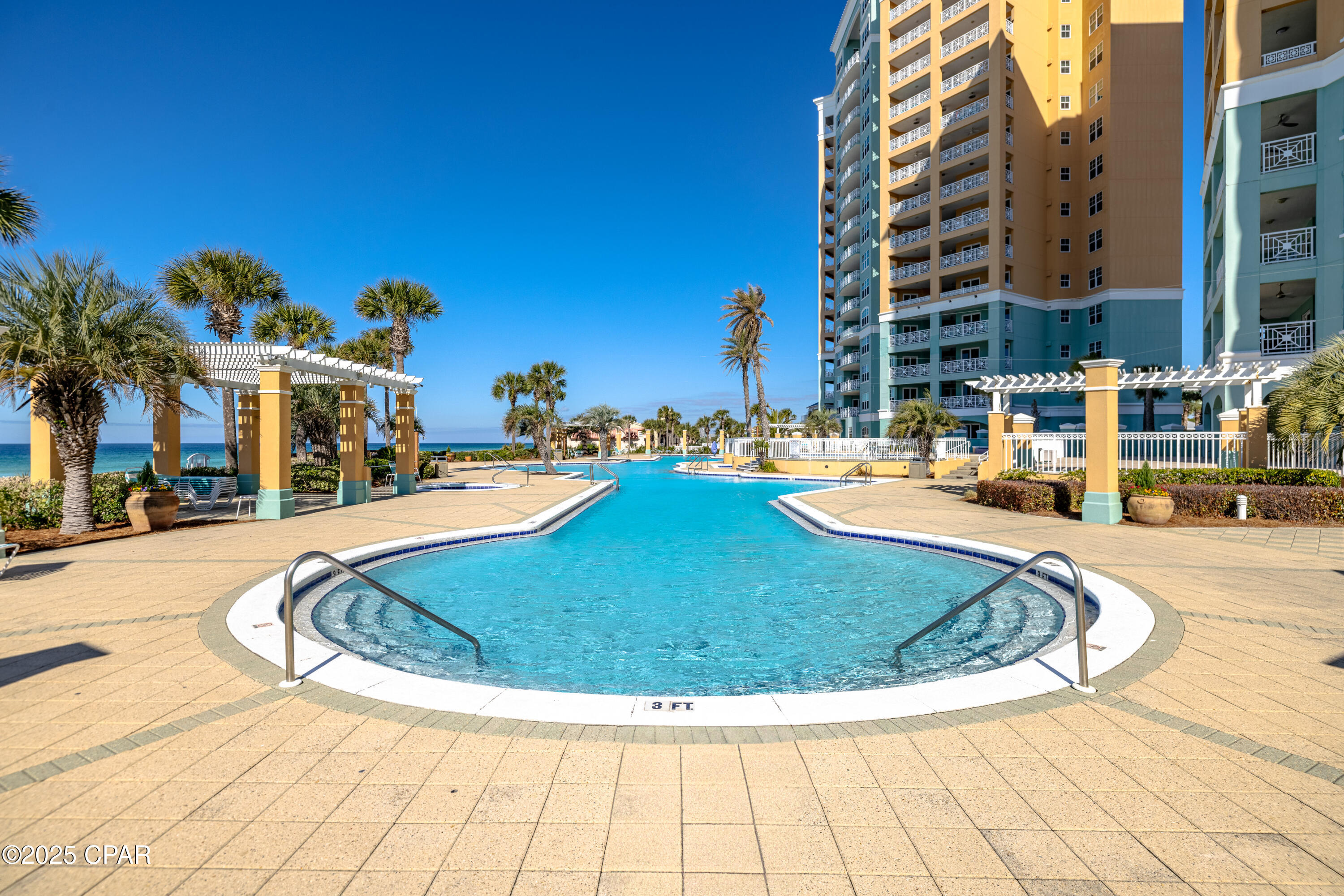 En Soleil Condo - Residential