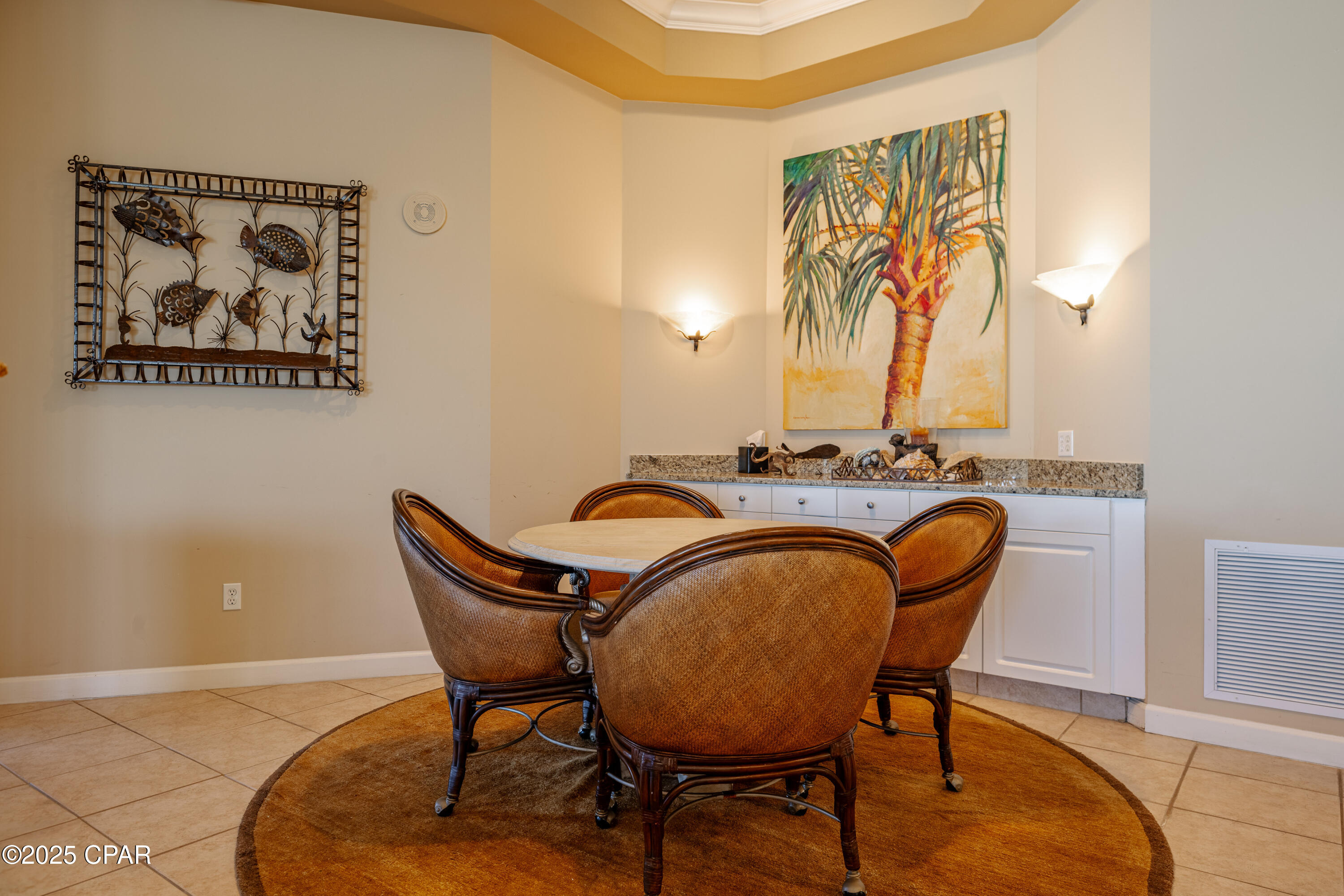 En Soleil Condo - Residential