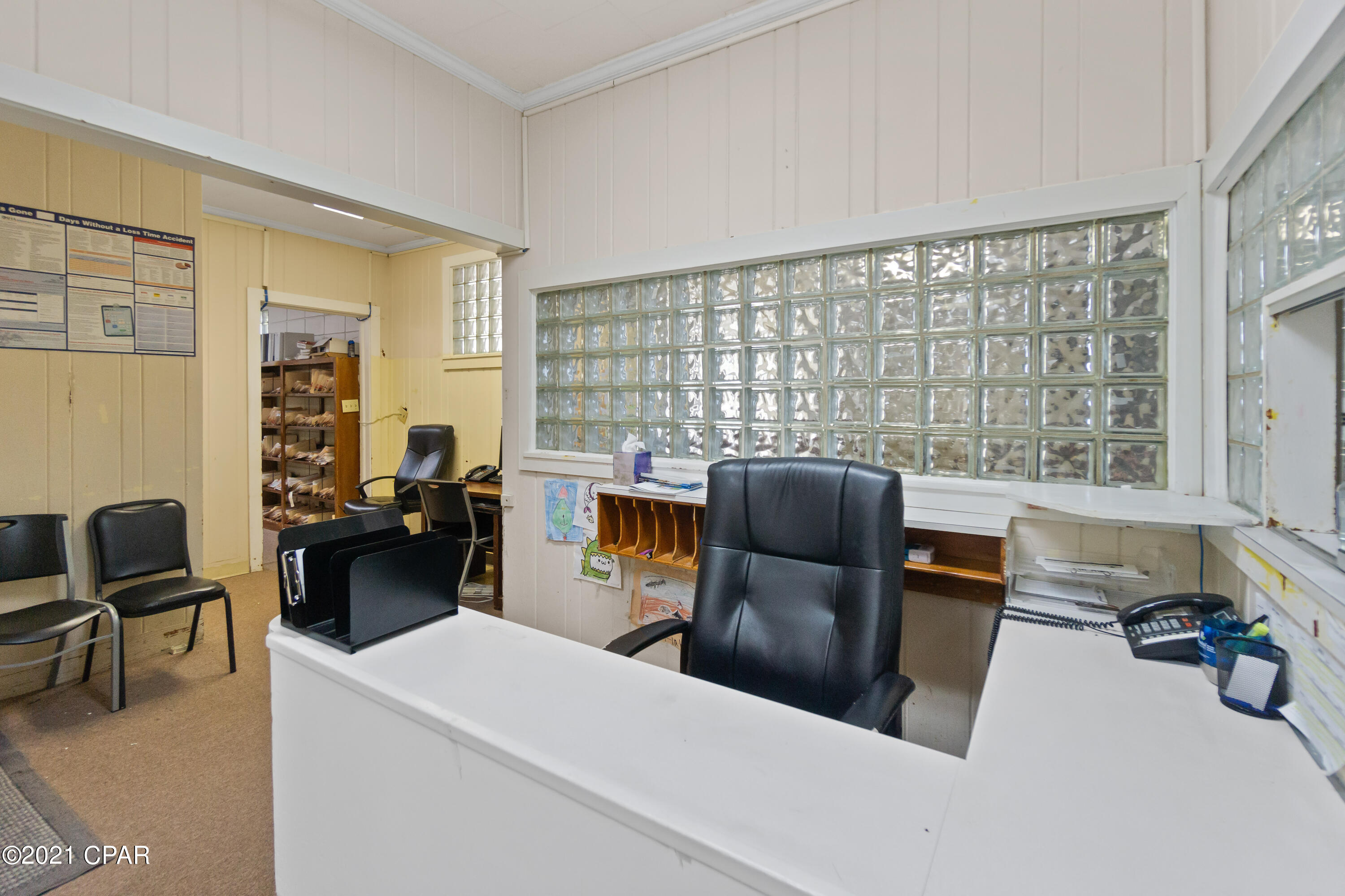 [No Recorded Subdiv] - Commercial Sale