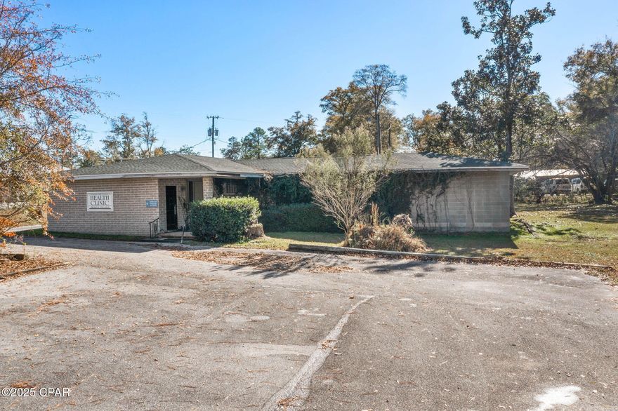 Previously used as a doctor's office this 3,800+ sq ft commercial building could accommodate a wide range of business needs! This rare find features 8 exam rooms, 5 restrooms, reception office, waiting area, additional office spaces and ample parking. Property is located on a massive 1.7+ acre lot directly off South Blvd, minutes from Hwy 77 and Interstate 10!