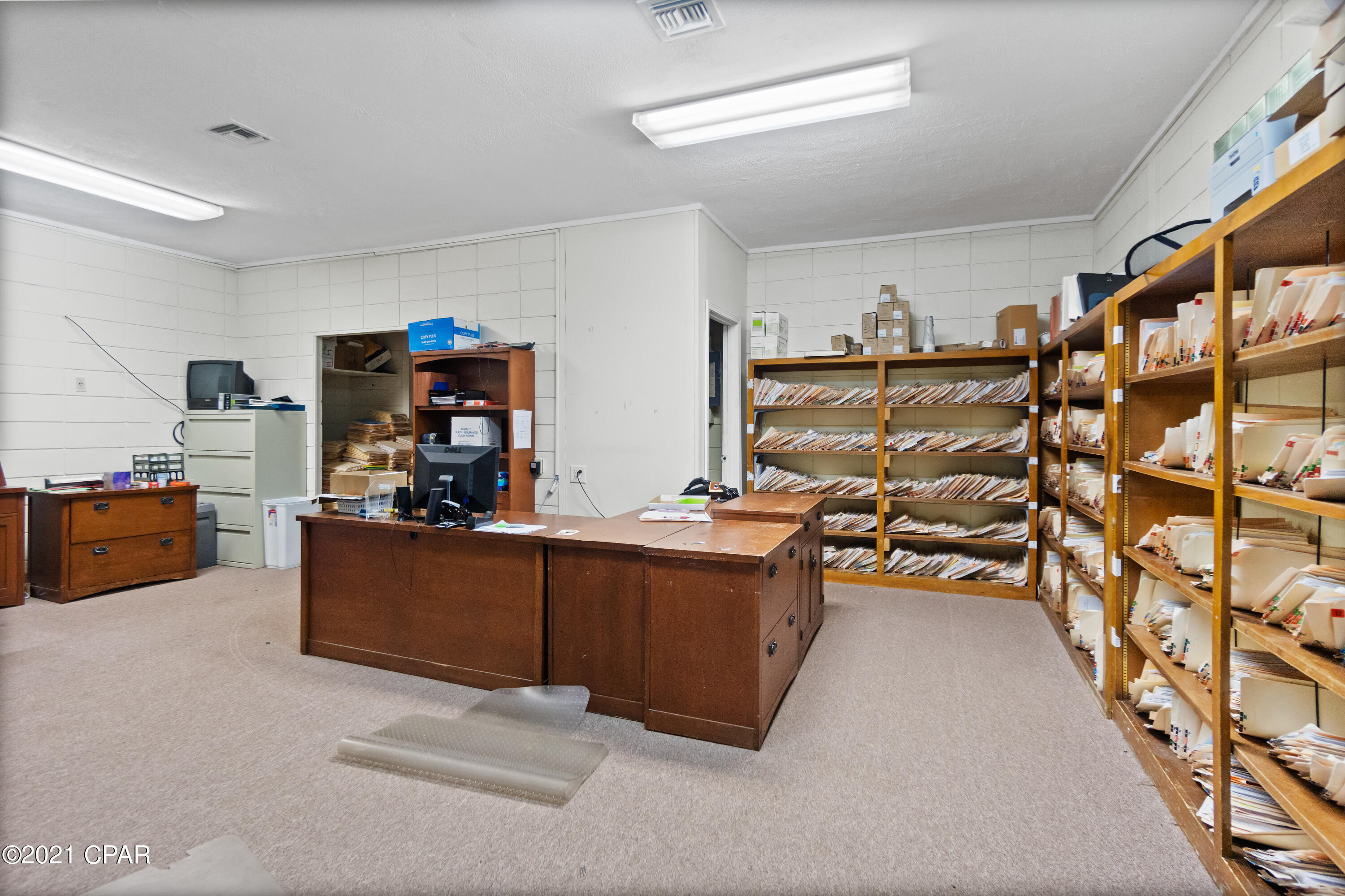 [No Recorded Subdiv] - Commercial Sale