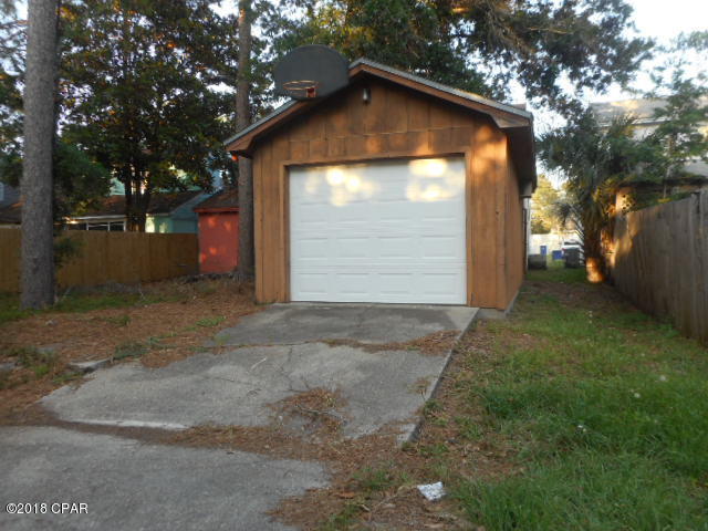 [No Recorded Subdiv] - Residential