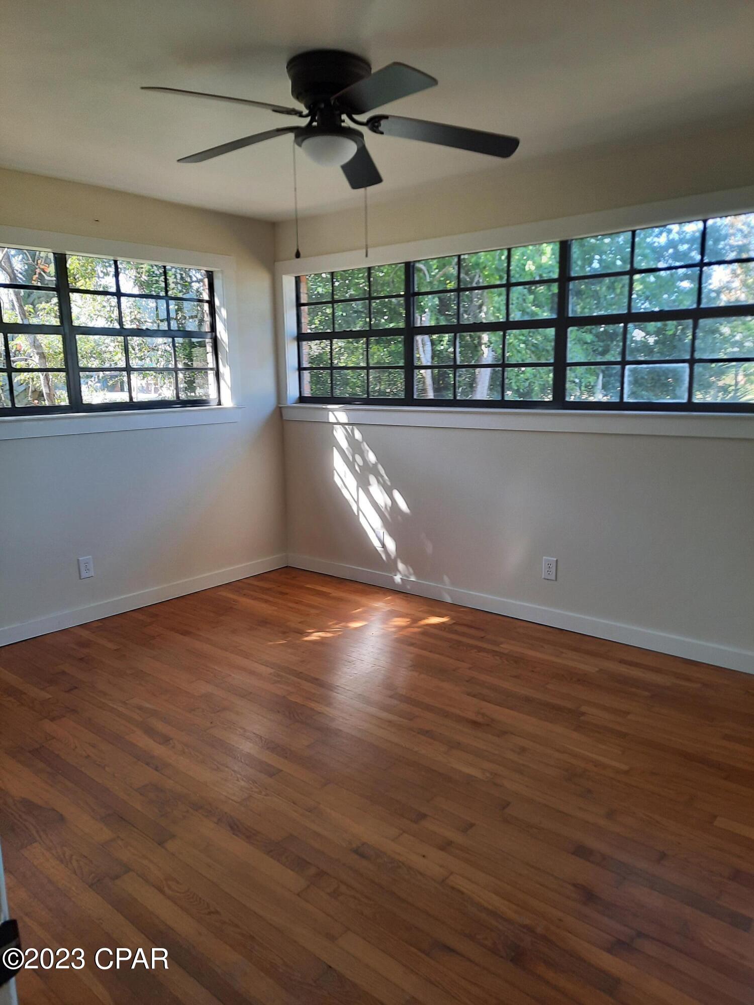 Kendrick Manor - Residential