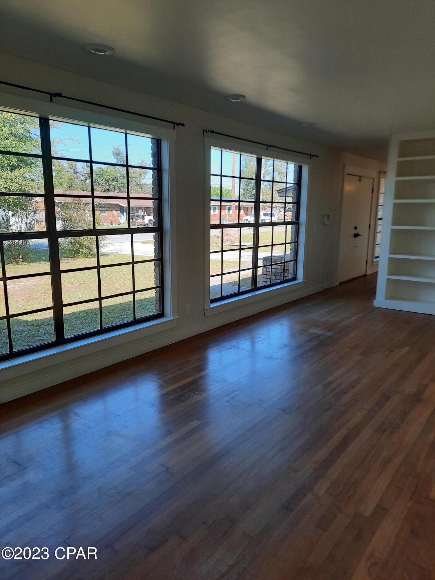 Kendrick Manor - Residential