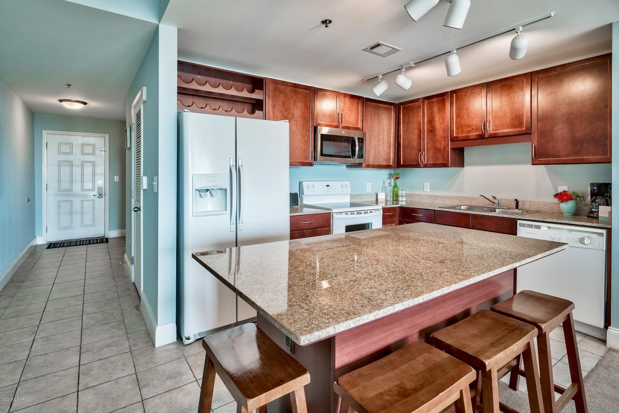 Laketown Wharf - Residential