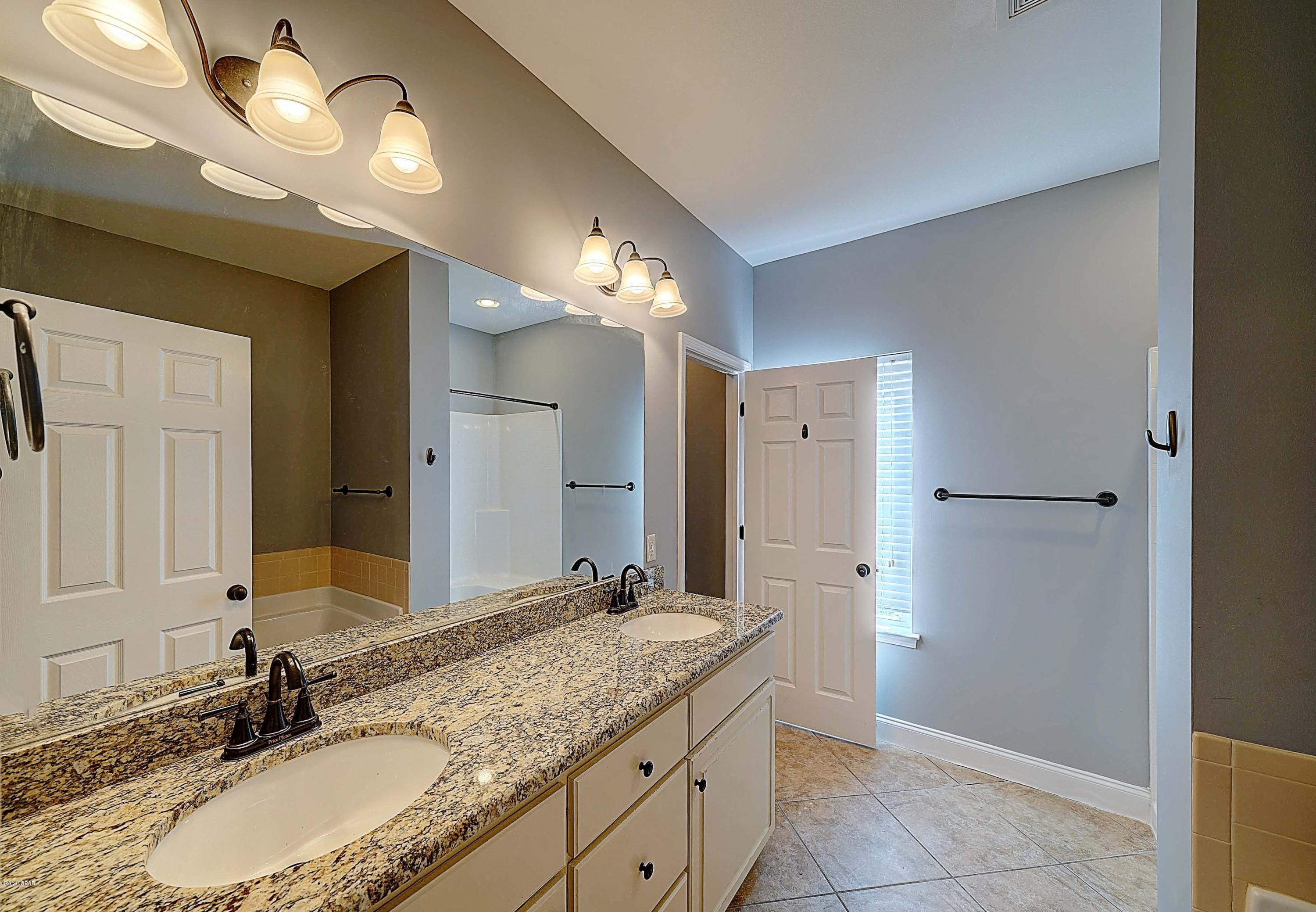 Annabella's Townhomes - Residential