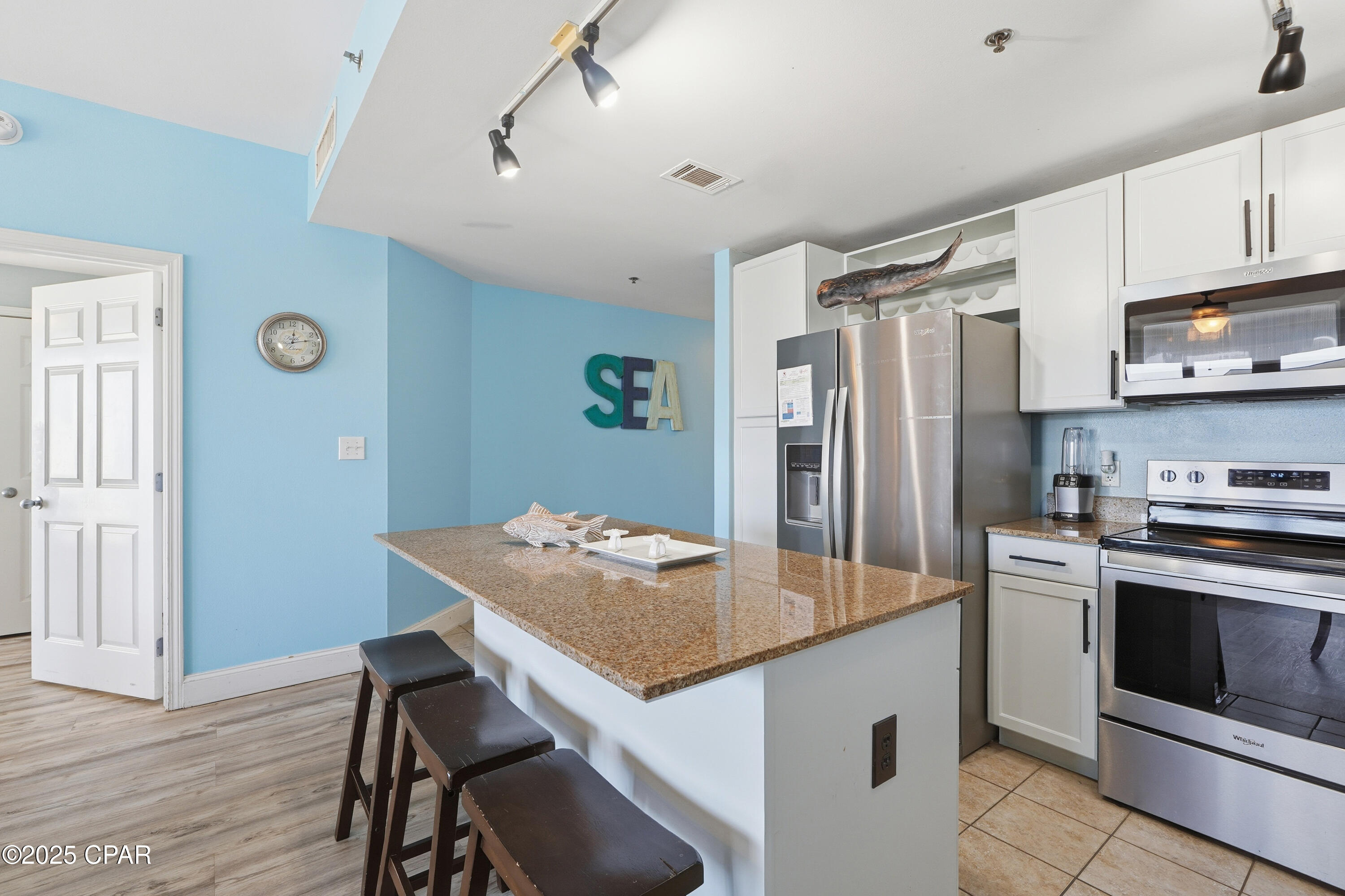 Laketown Wharf - Residential