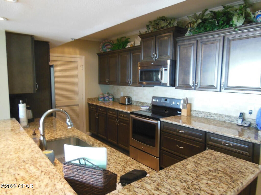 Long Beach Towers IV - Residential