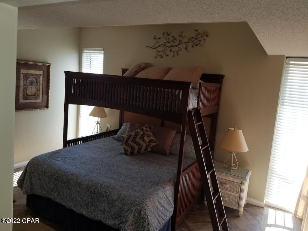 Long Beach Towers IV - Residential