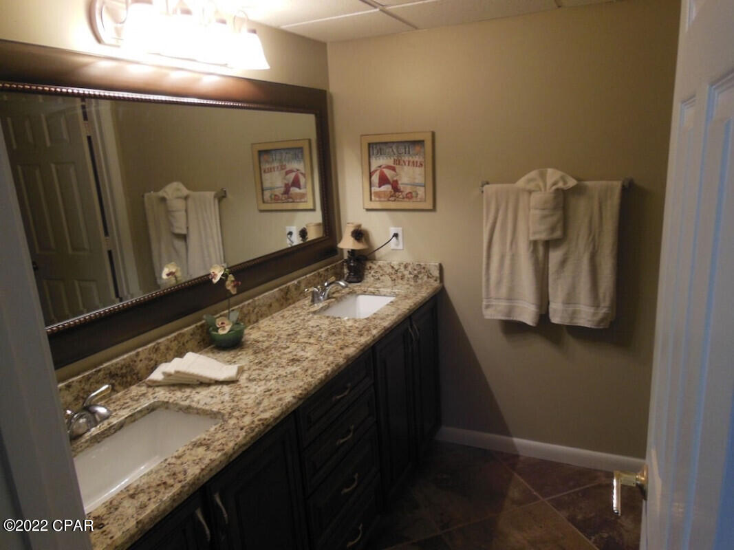 Long Beach Towers IV - Residential