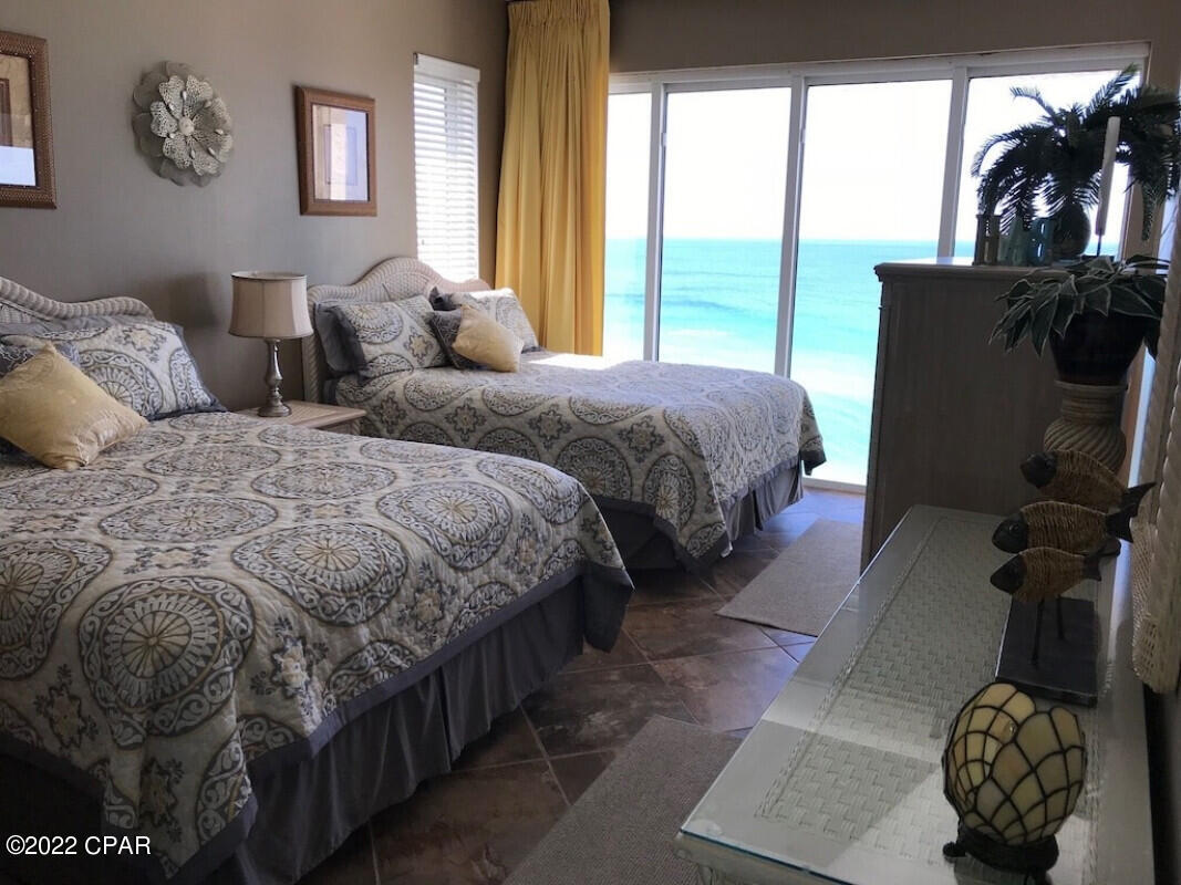 Long Beach Towers IV - Residential