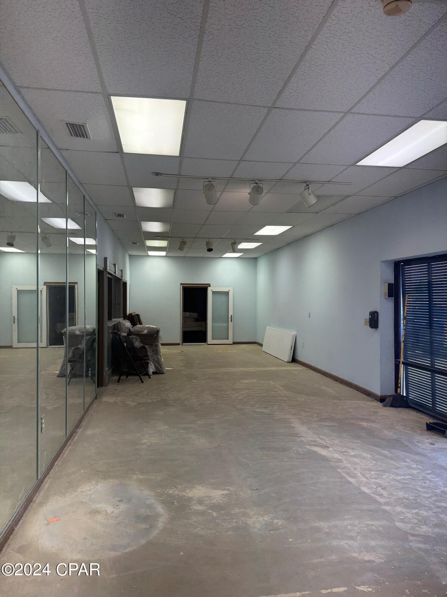 No Named Subdivision - Commercial Lease