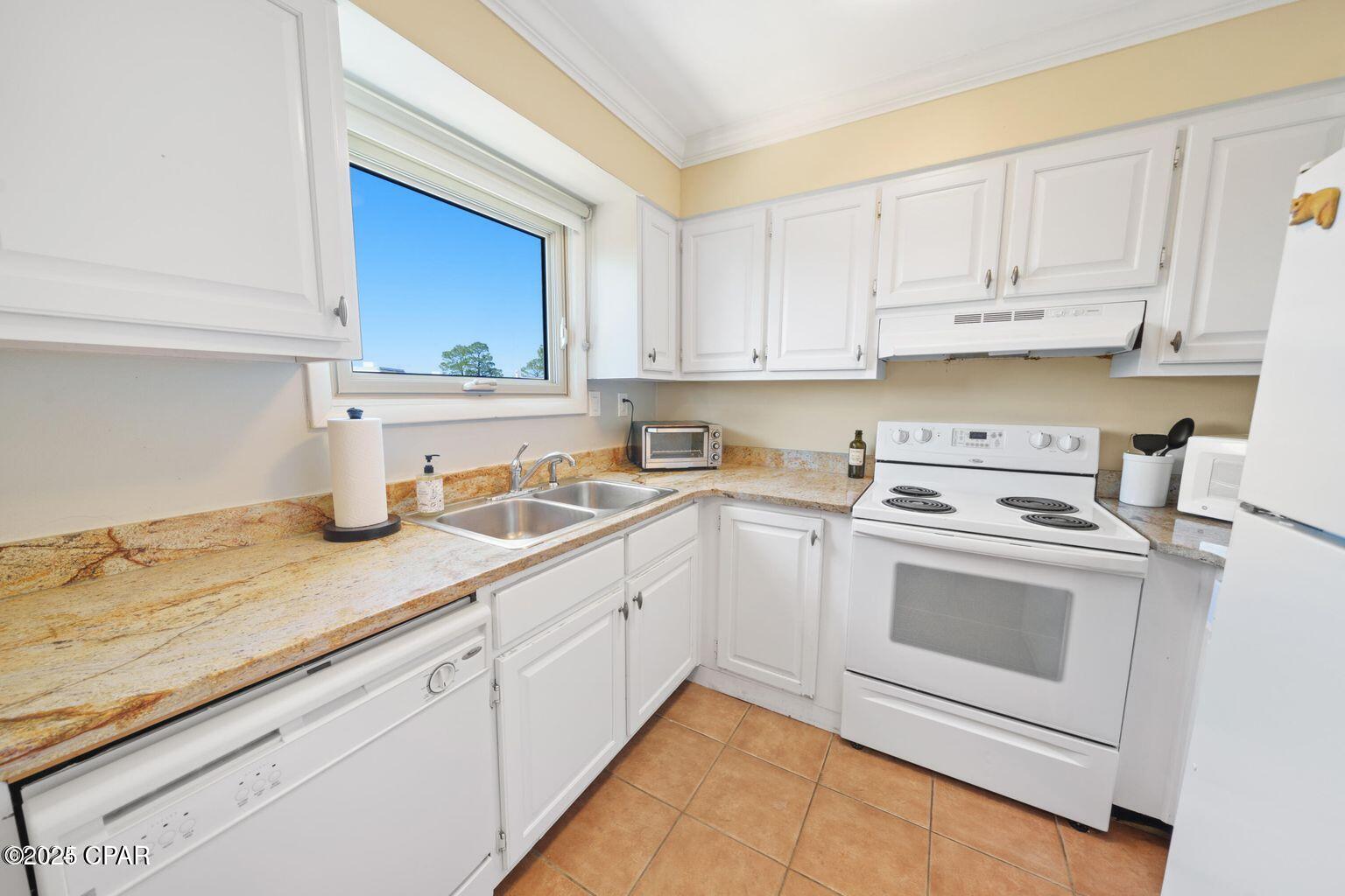 Bay Point Golf Villas III - Residential