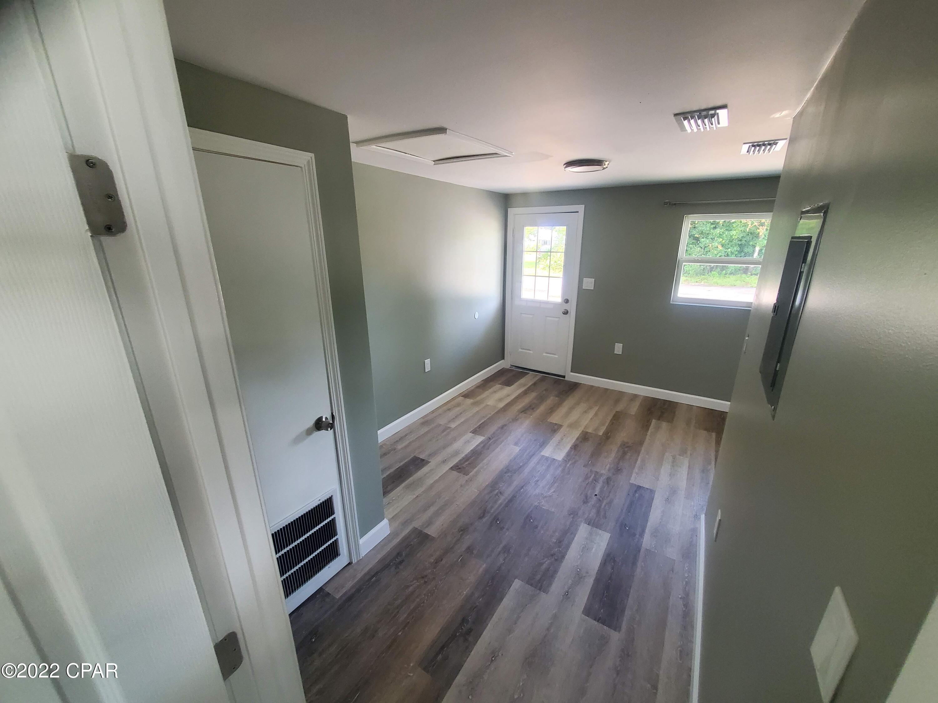 [No Recorded Subdiv] - Residential Lease