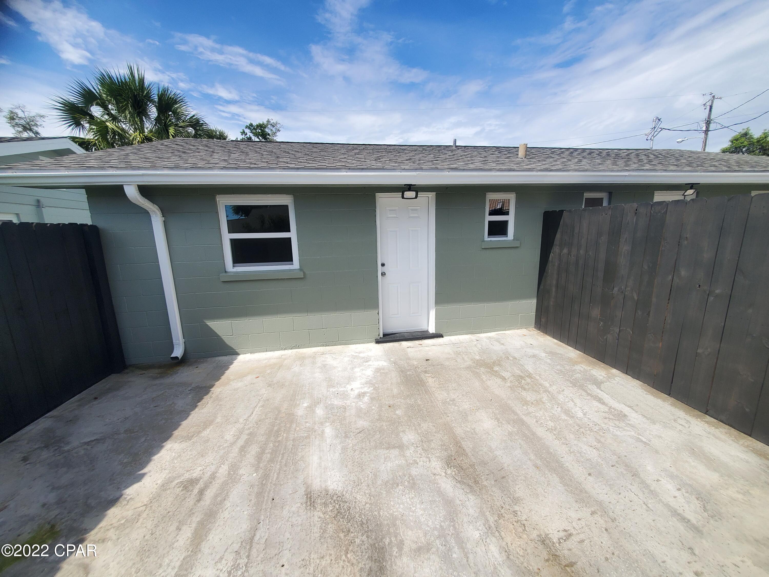 [No Recorded Subdiv] - Residential Lease