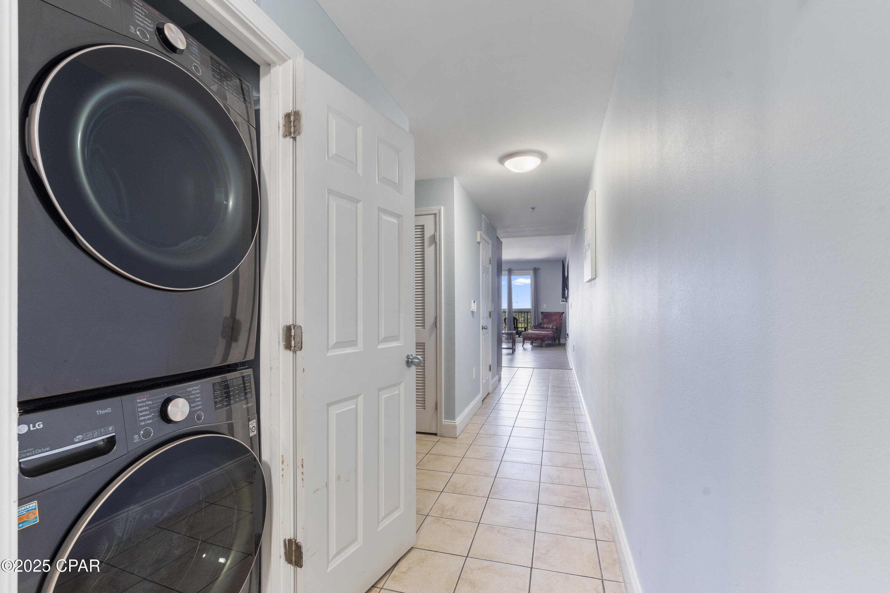 Laketown Wharf - Residential