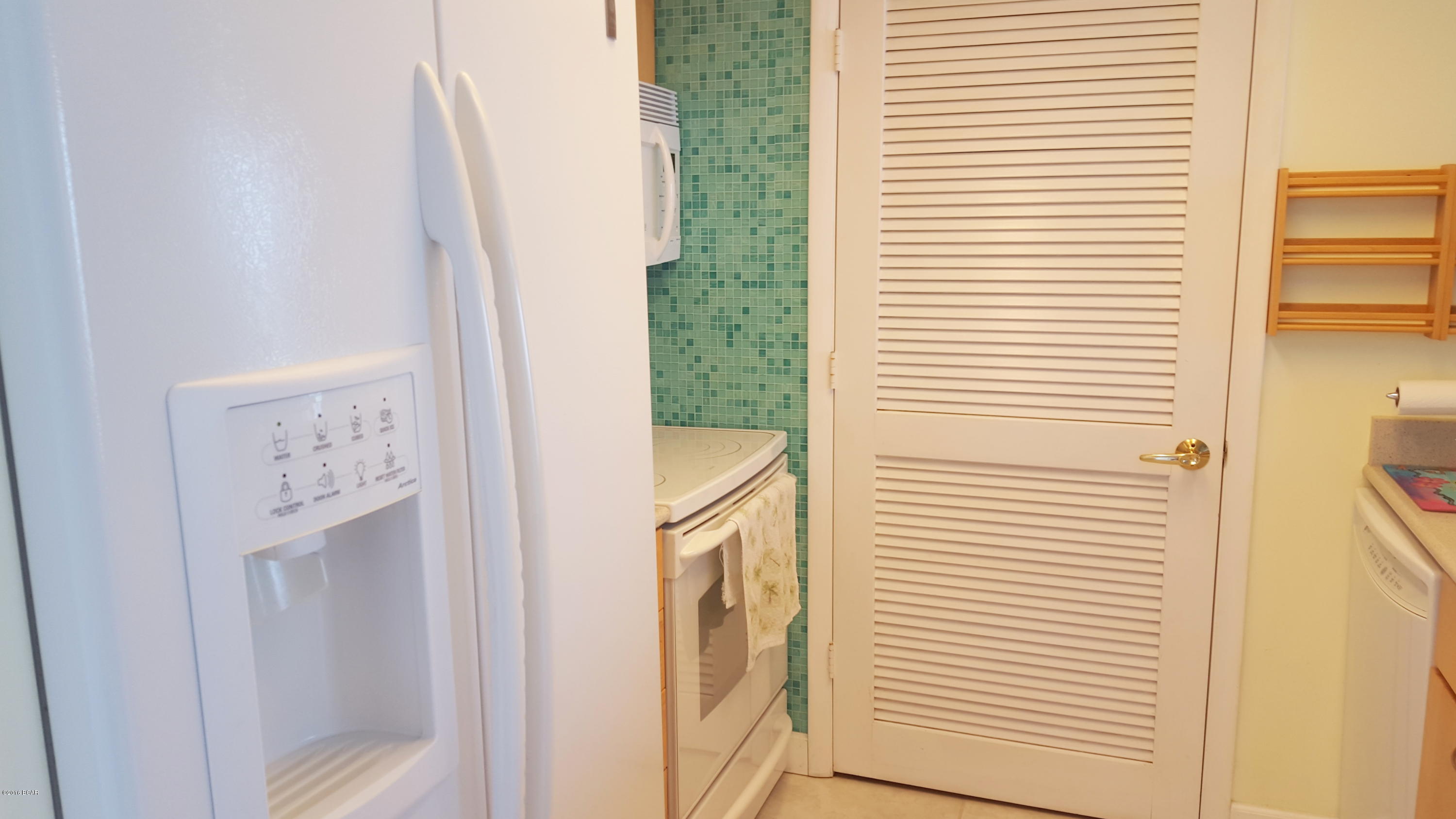 Long Beach Towers III - Residential