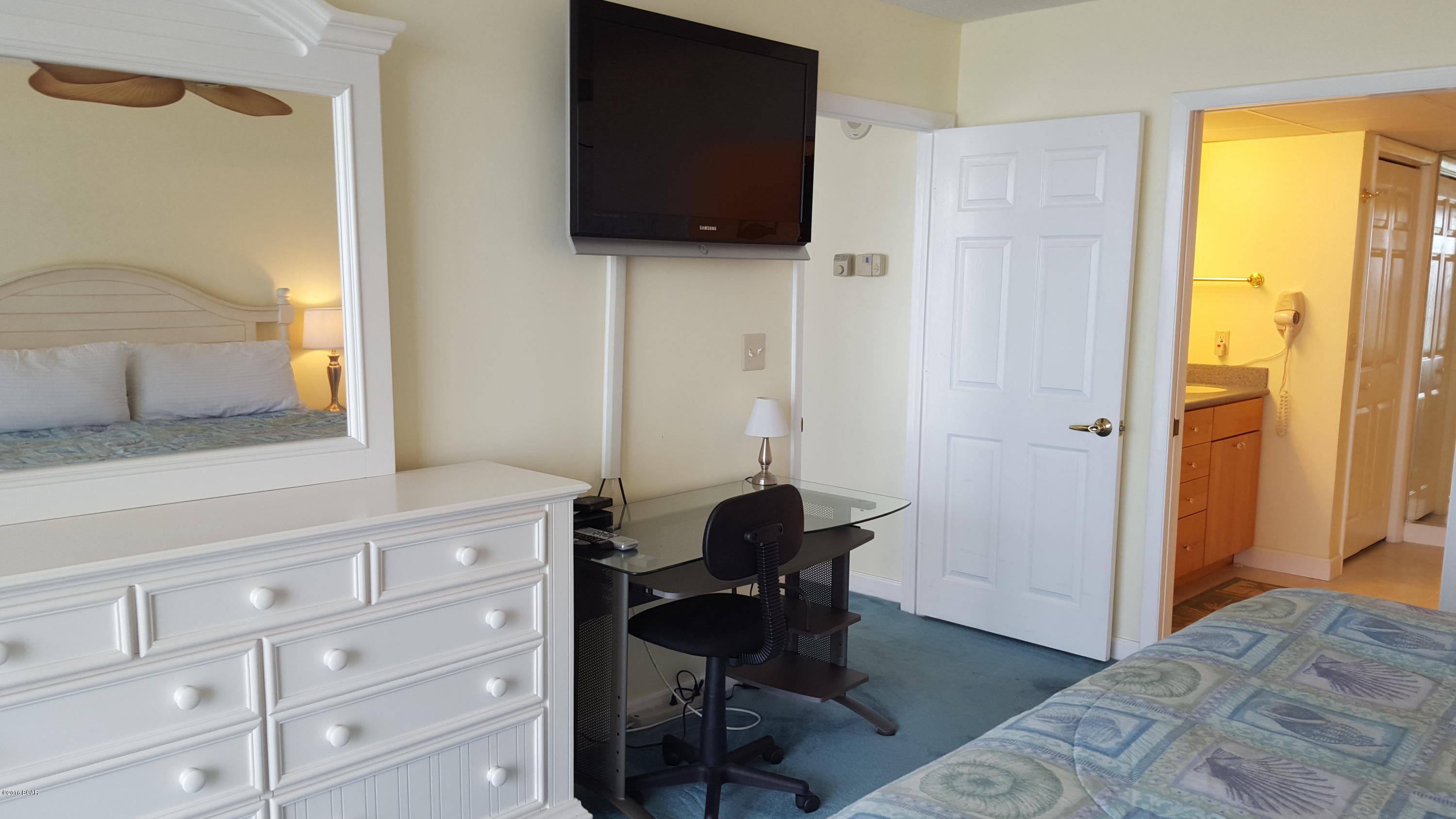 Long Beach Towers III - Residential