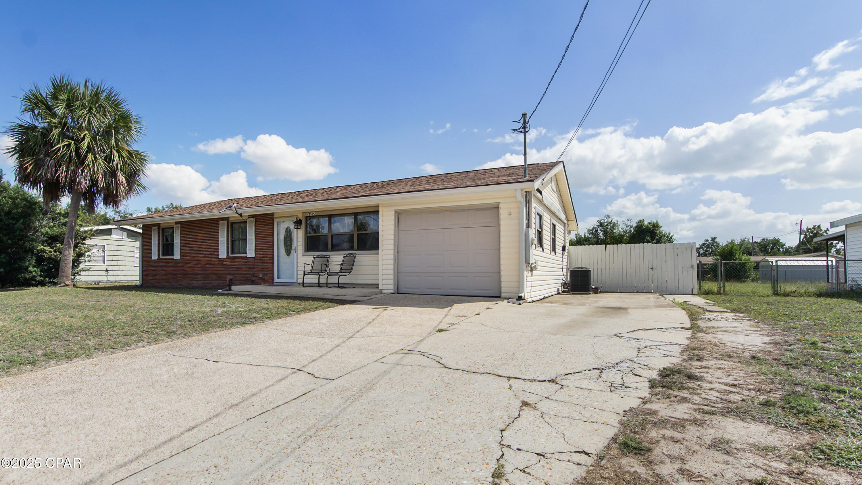 [No Recorded Subdiv] - Residential