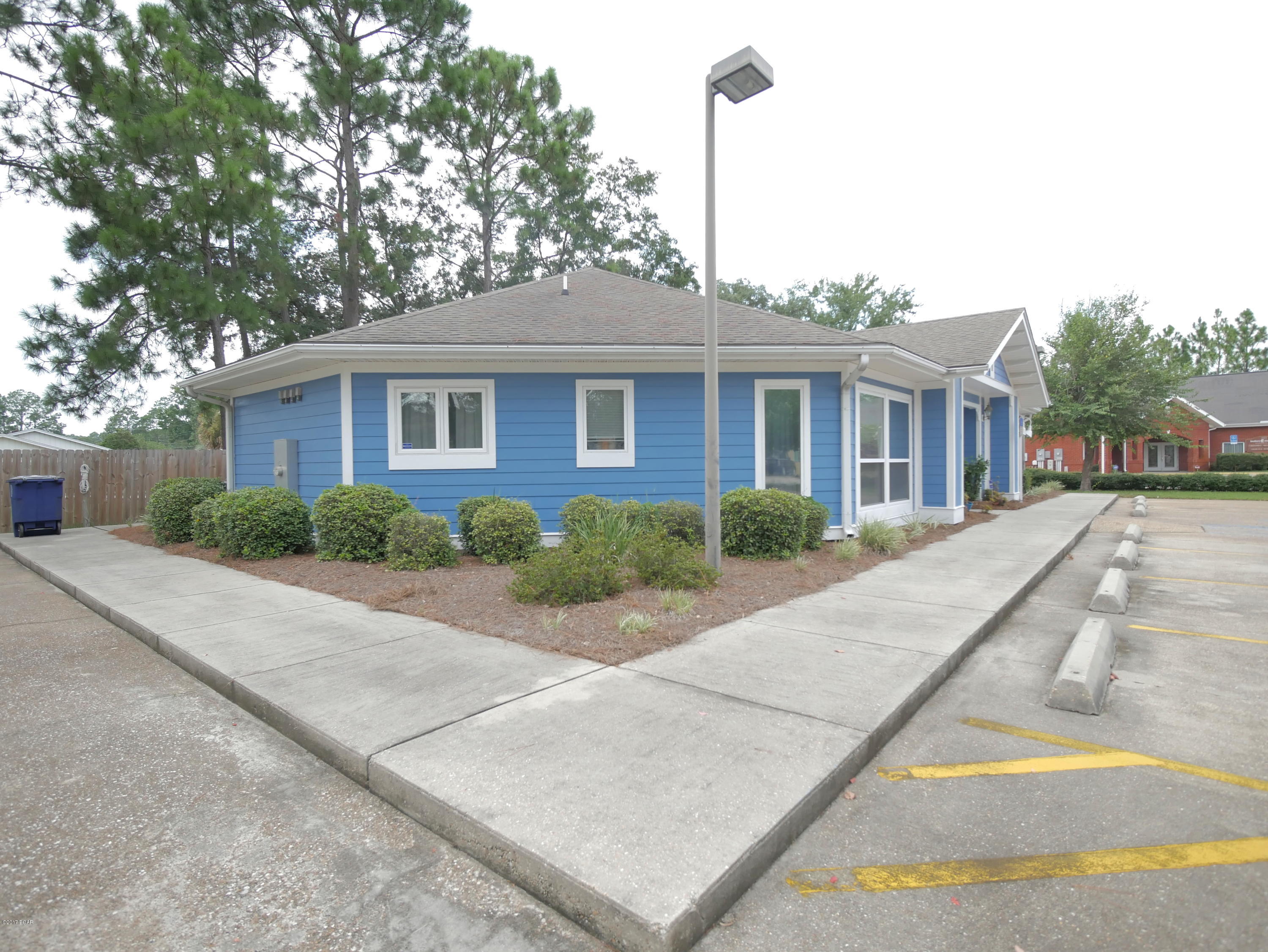 [No Recorded Subdiv] - Commercial Sale